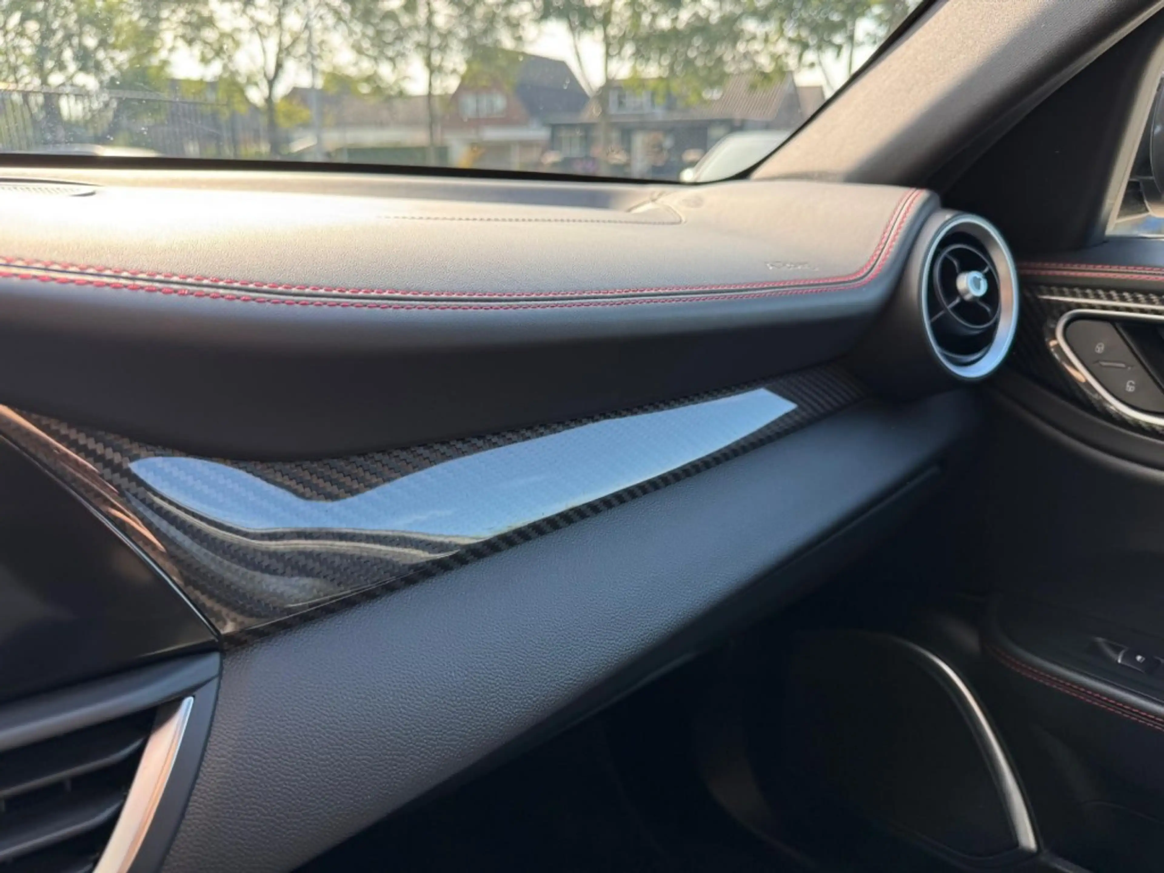 Alfa Romeo Giulia 2.9 V6 QUADRIFOGLIO Carbon pakket Sparco kuipstoel — photo 39