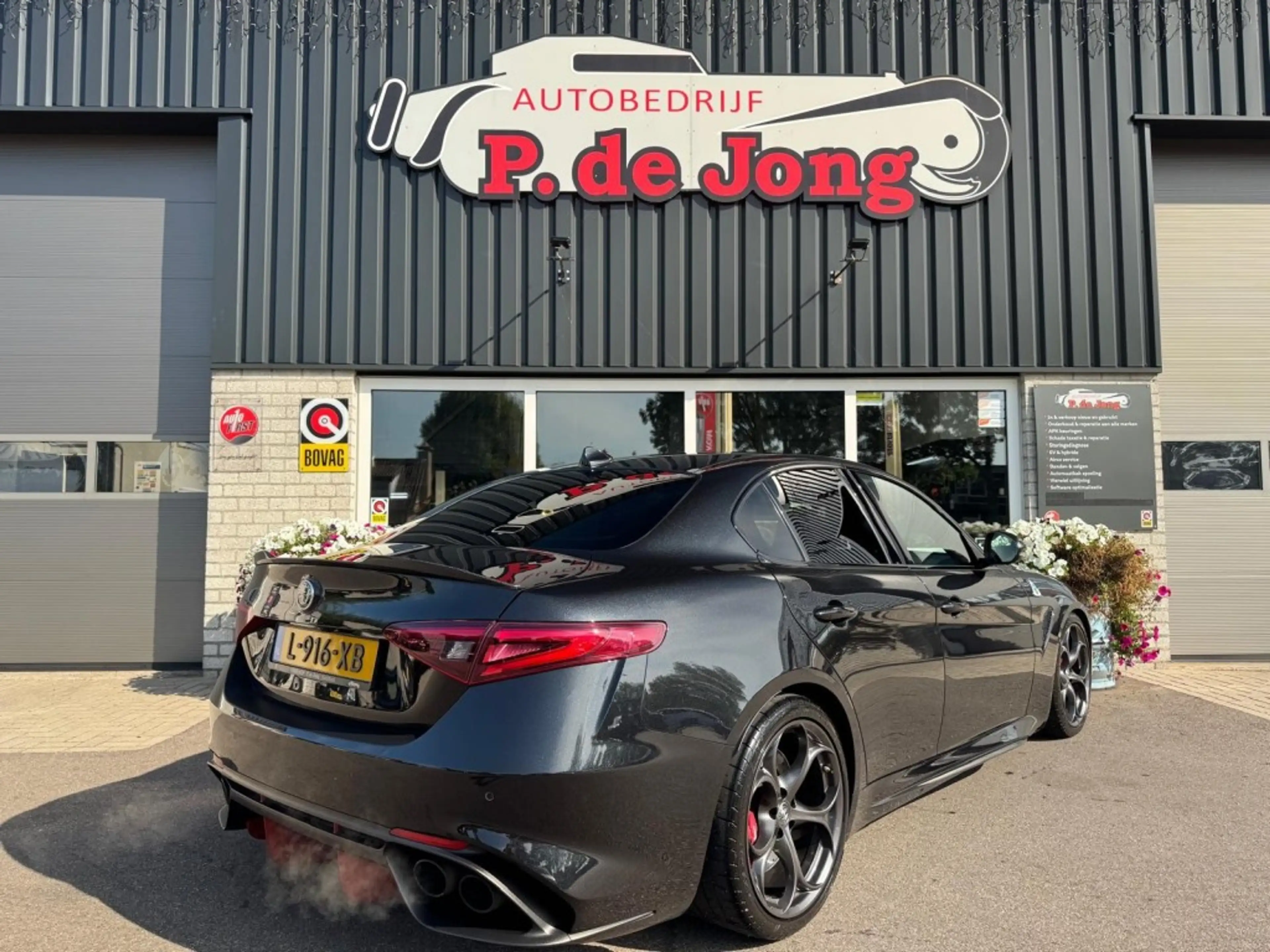 Alfa Romeo Giulia 2.9 V6 QUADRIFOGLIO Carbon pakket Sparco kuipstoel — photo 21