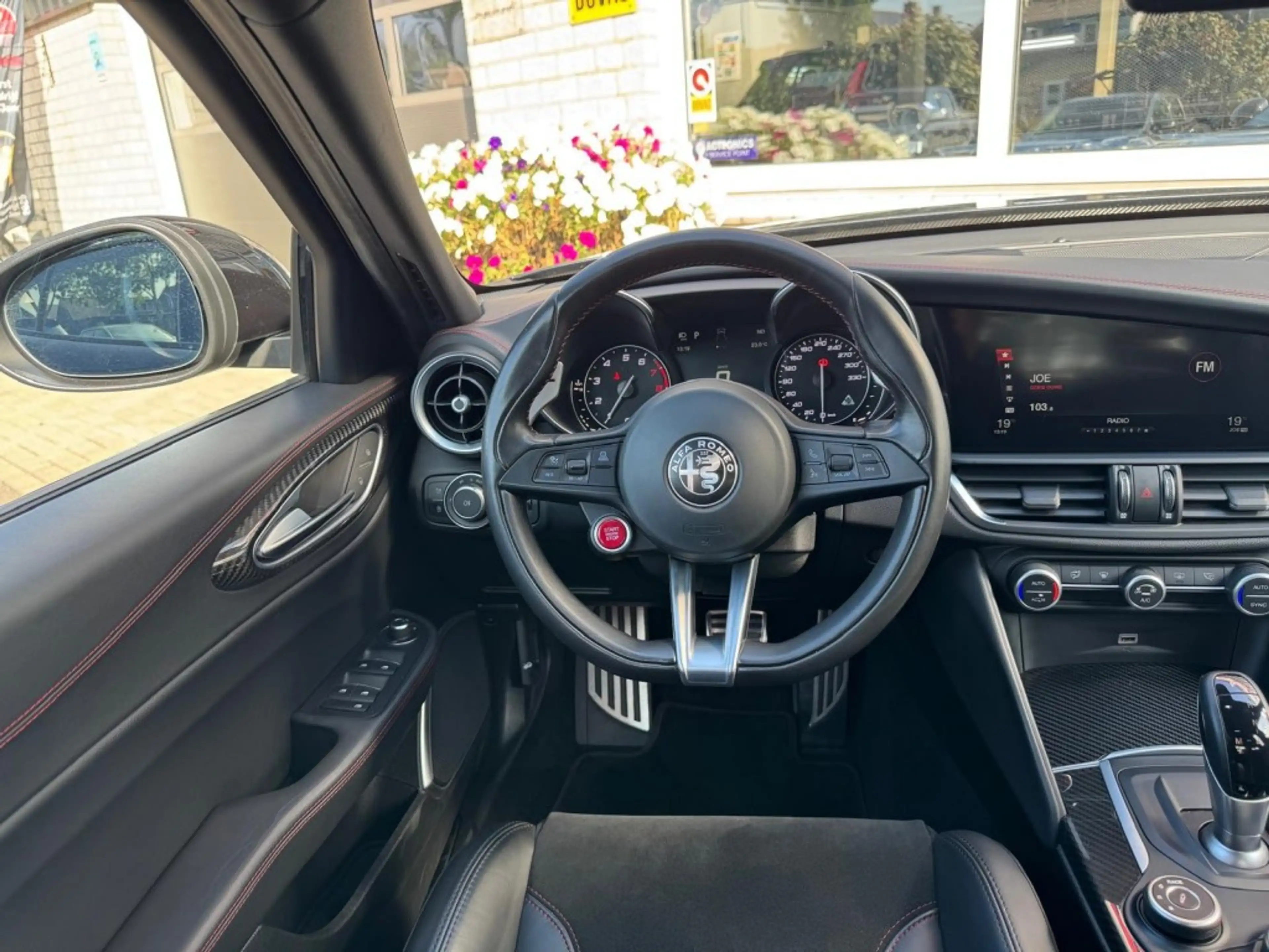 Alfa Romeo Giulia 2.9 V6 QUADRIFOGLIO Carbon pakket Sparco kuipstoel — photo 24