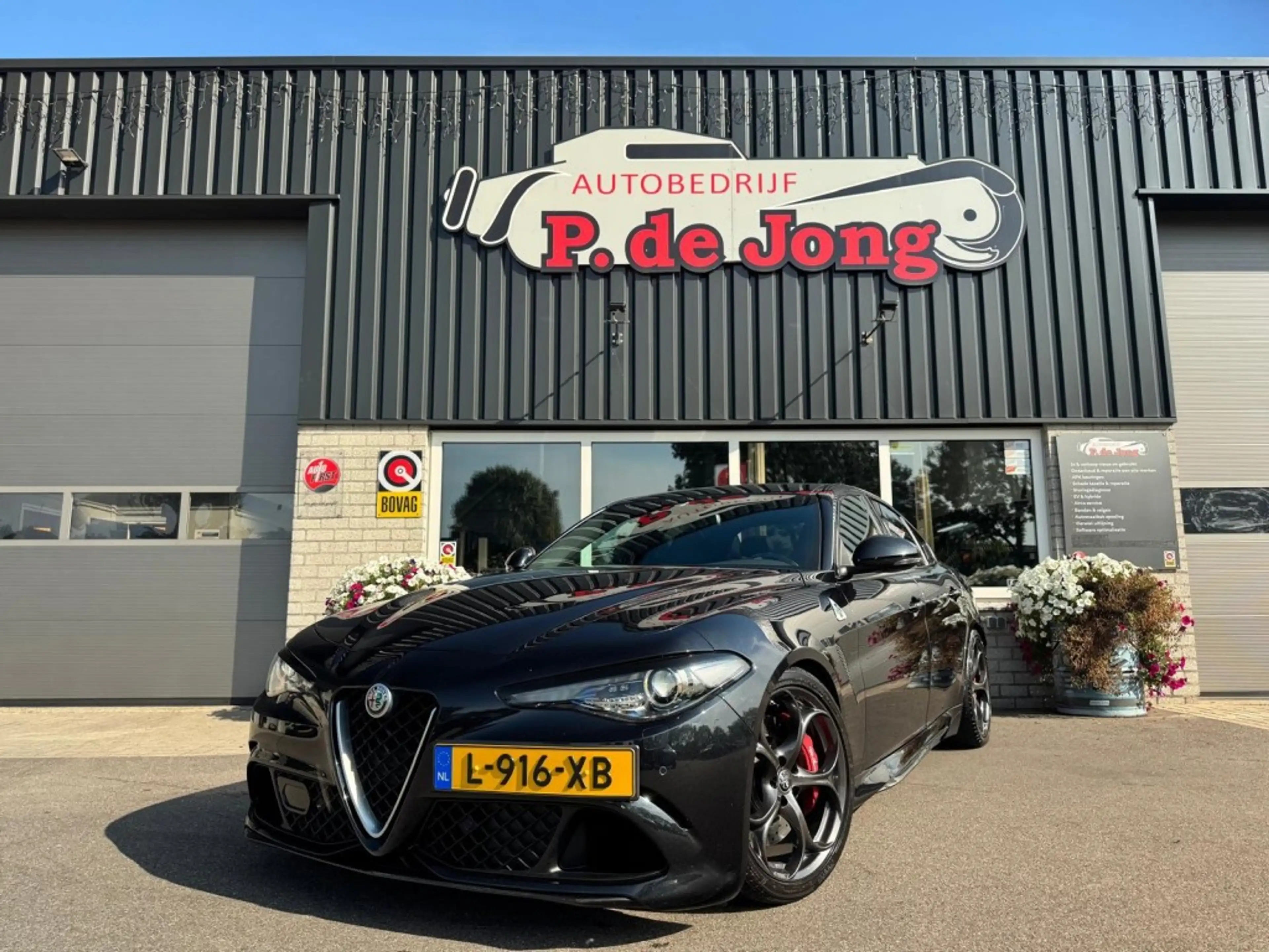 Alfa Romeo Giulia 2.9 V6 QUADRIFOGLIO Carbon pakket Sparco kuipstoel — photo 10