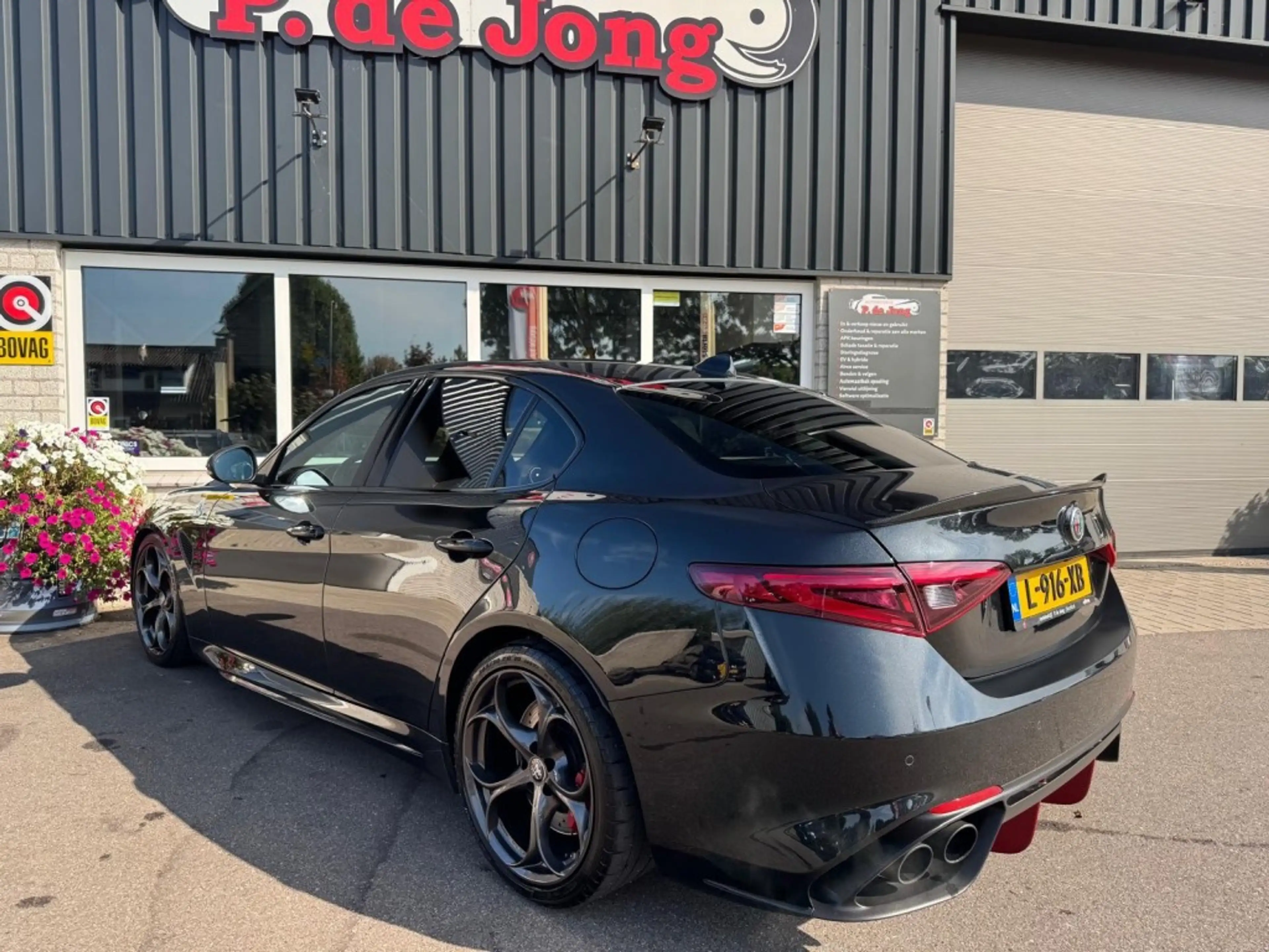 Alfa Romeo Giulia 2.9 V6 QUADRIFOGLIO Carbon pakket Sparco kuipstoel — photo 23