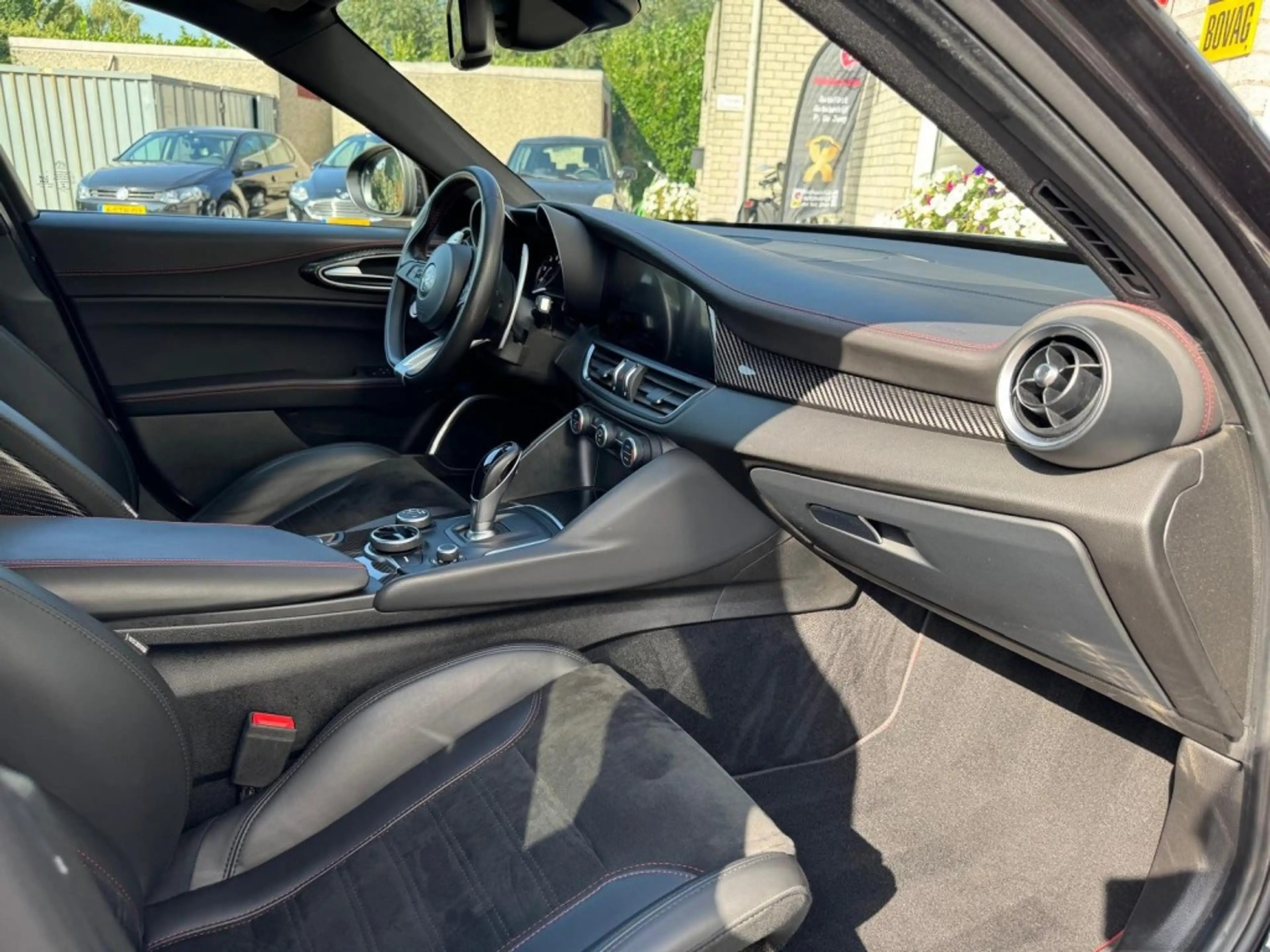 Alfa Romeo Giulia 2.9 V6 QUADRIFOGLIO Carbon pakket Sparco kuipstoel — photo 37