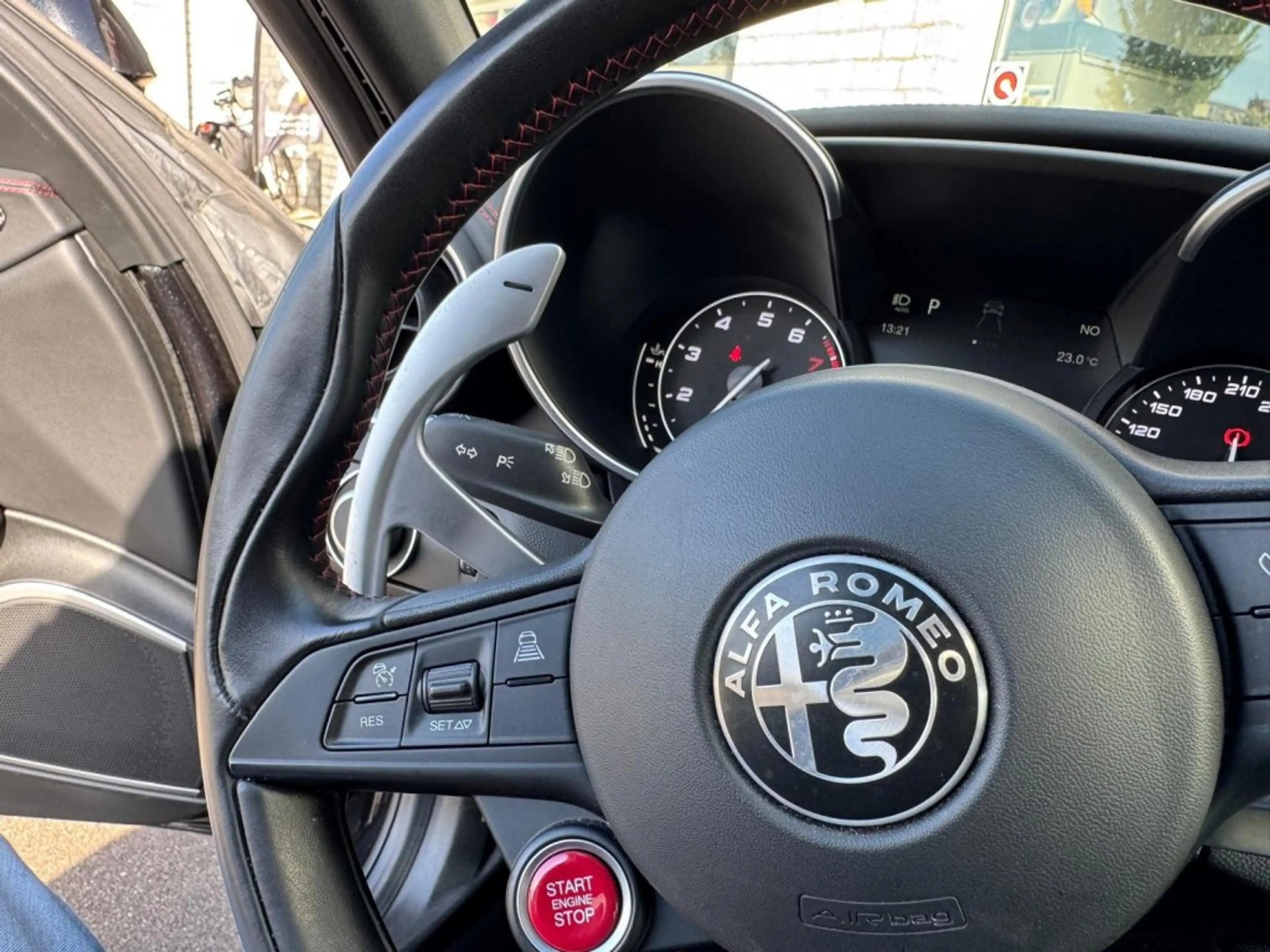 Alfa Romeo Giulia 2.9 V6 QUADRIFOGLIO Carbon pakket Sparco kuipstoel — photo 49