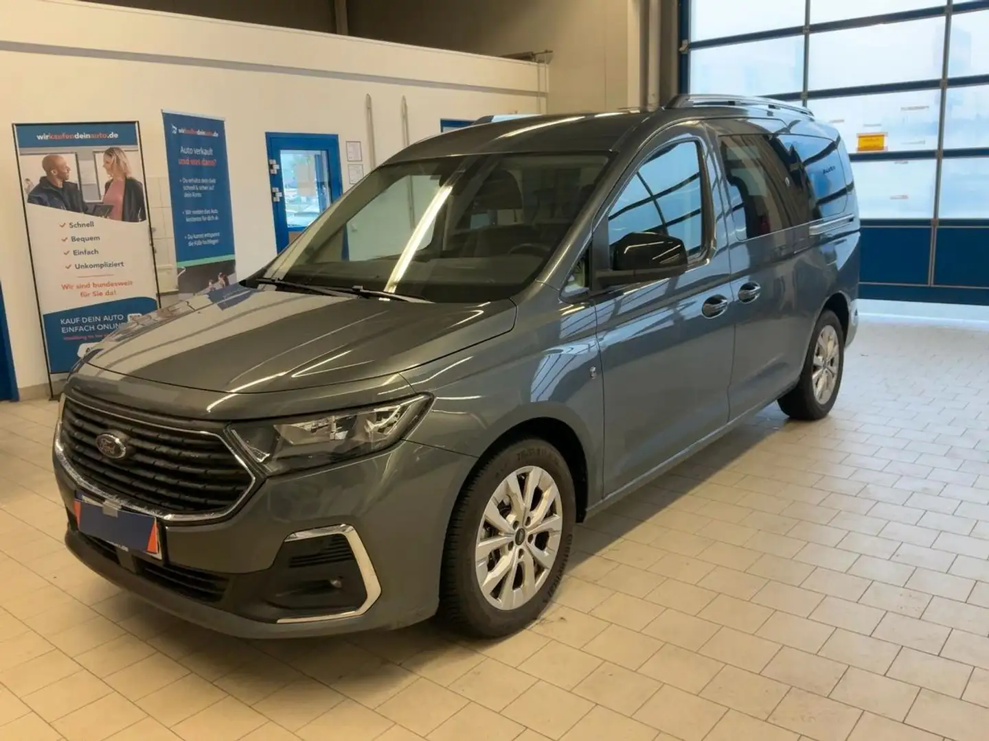 Ford Grand Tourneo Connect Titanium Automatik Grau - 1