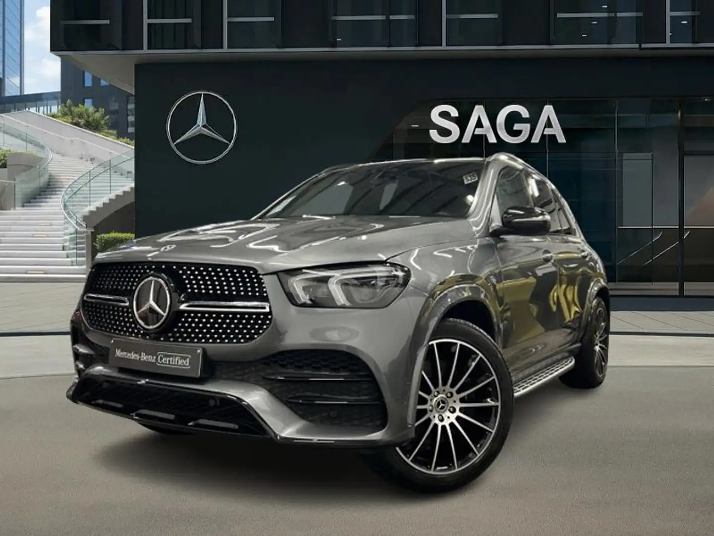 Mercedes-Benz GLE 300 d 4MATIC AMG Line Grau - 1