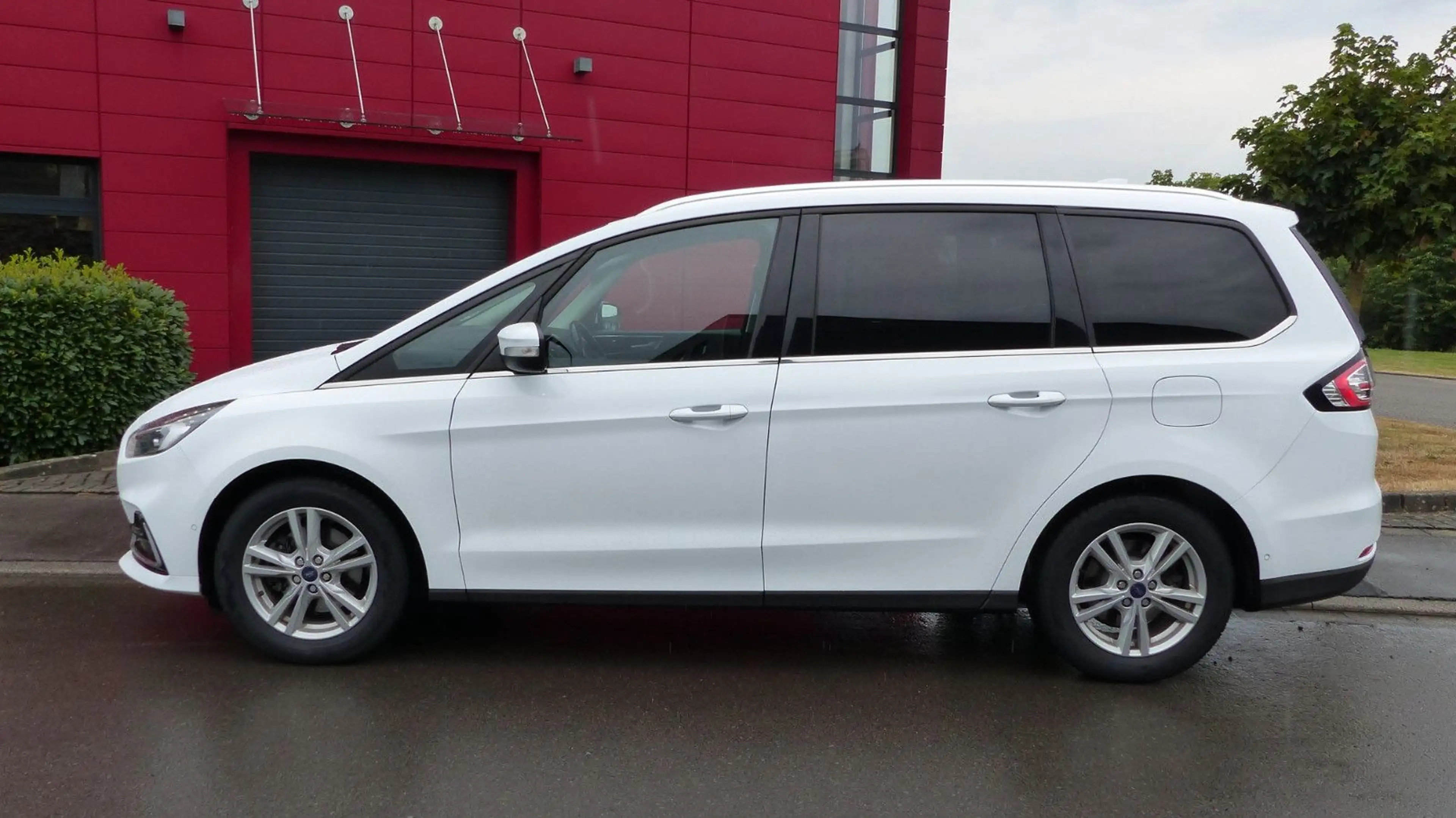 Ford Galaxy Titanium, 7 Sitzer,AHK, NR,1.Hand — photo 3