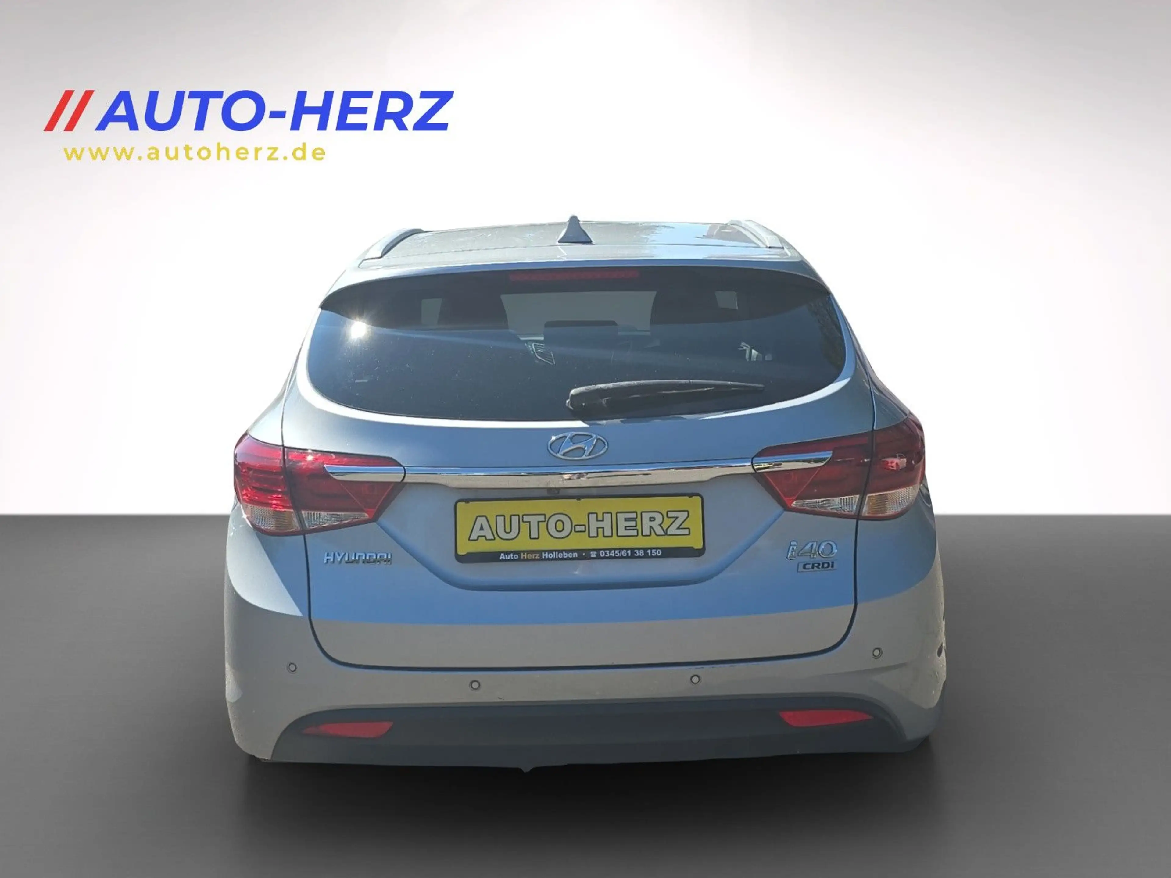 Hyundai i40 cw Space Plus *LEDER+XENON+PDC+AHK* — photo 9