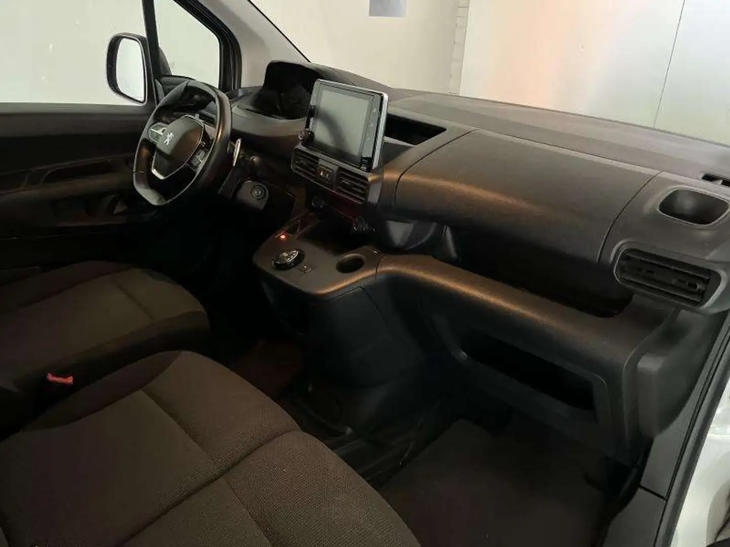 Peugeot Partner V Premium Blanc - 2