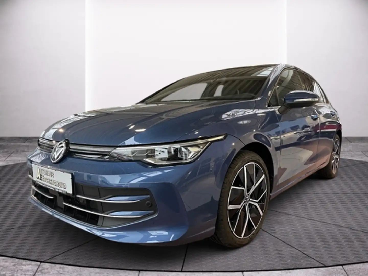 Volkswagen Golf VIII 1.5 eTSI 50 JAHRE AHK DCC PANO Blue - 2