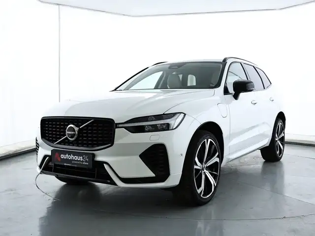 Volvo XC60 view 3
