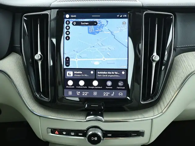 Volvo XC60 view 11