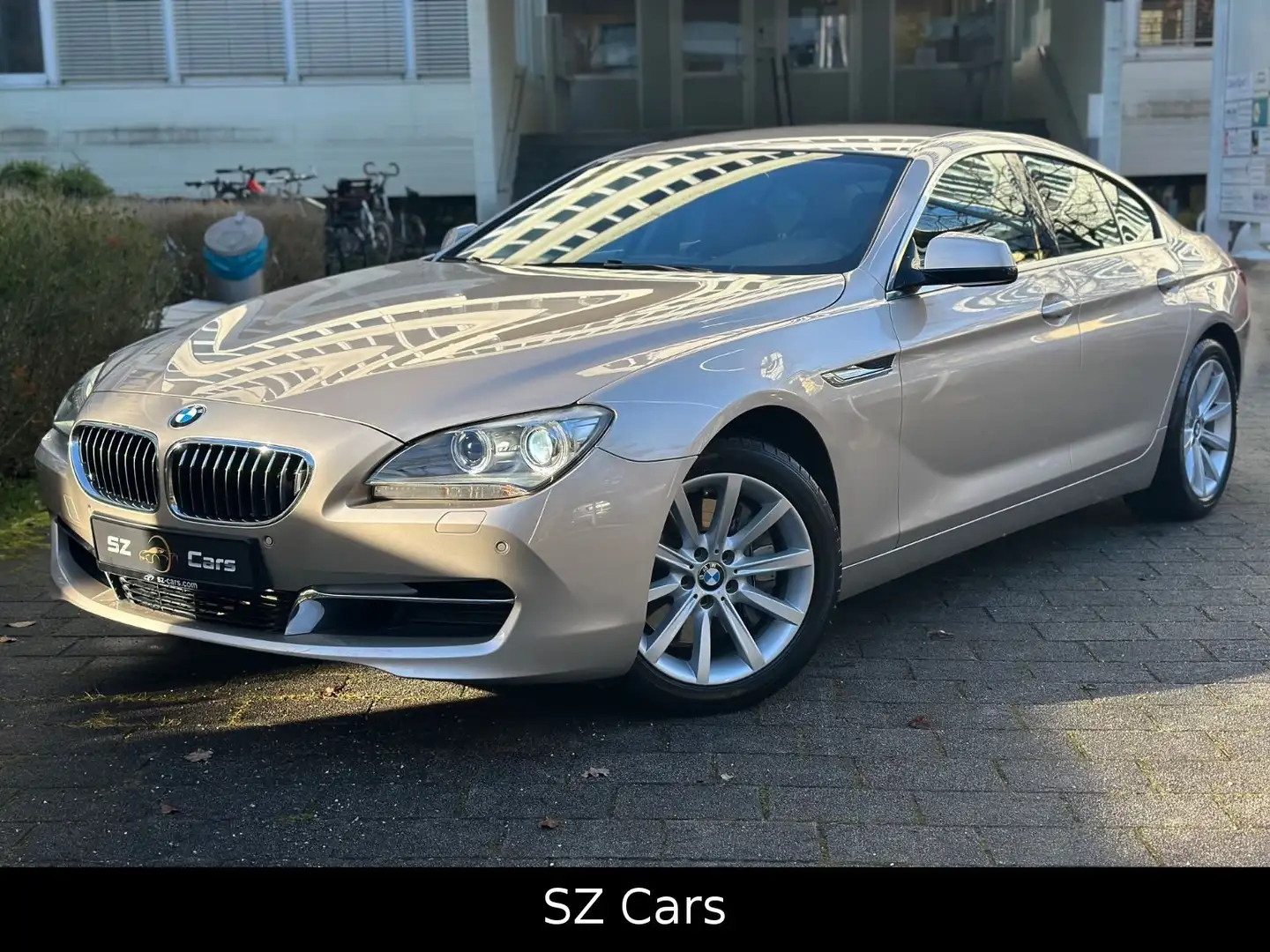 BMW 640 I Gran Coupe*1.HAND* NUR 16550 KM*LED*LEDER* Zilver - 1