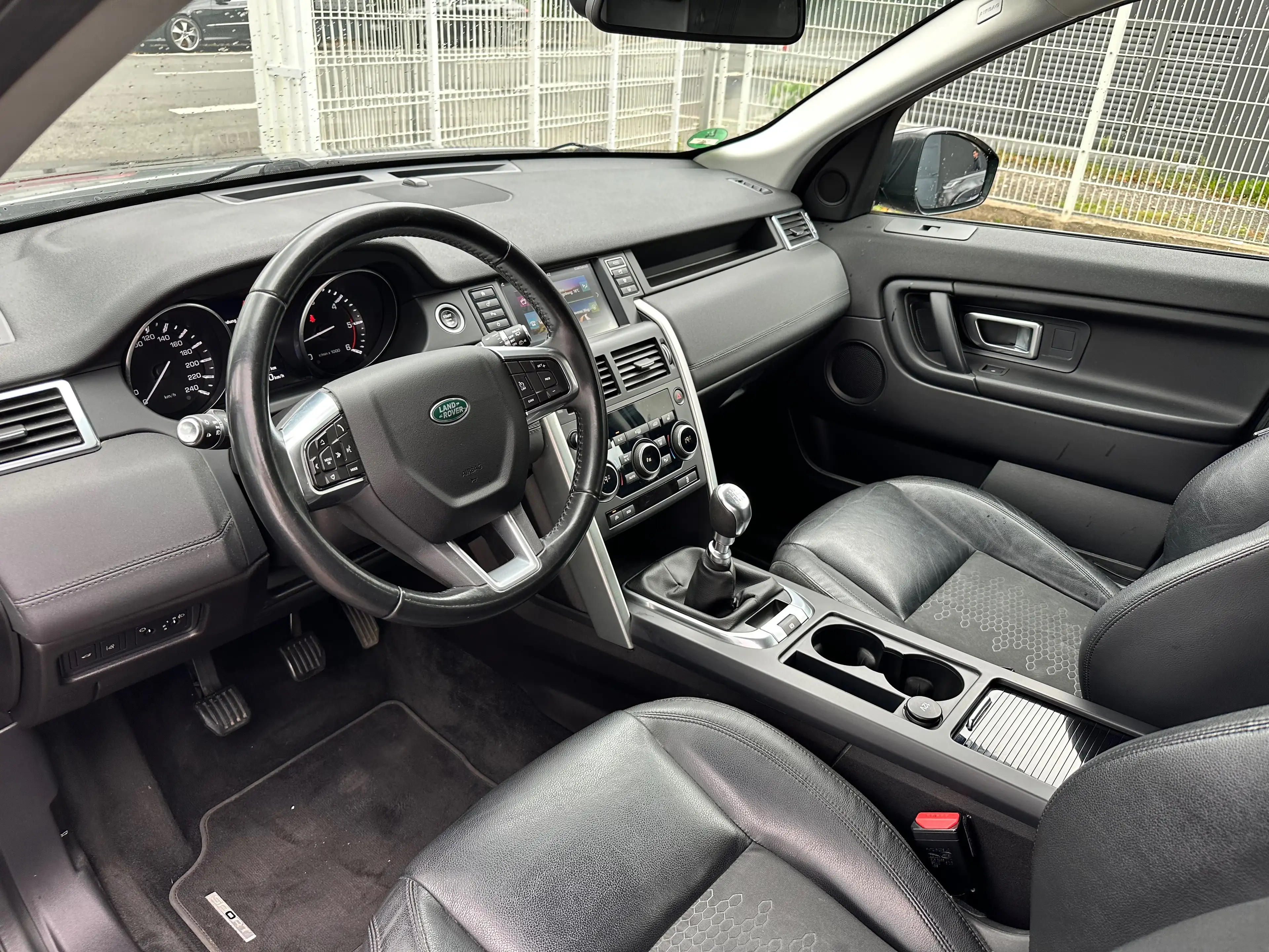 Land Rover Discovery Sport Pure TEILLEDER NAVI SITZHEIZUNG — photo 10