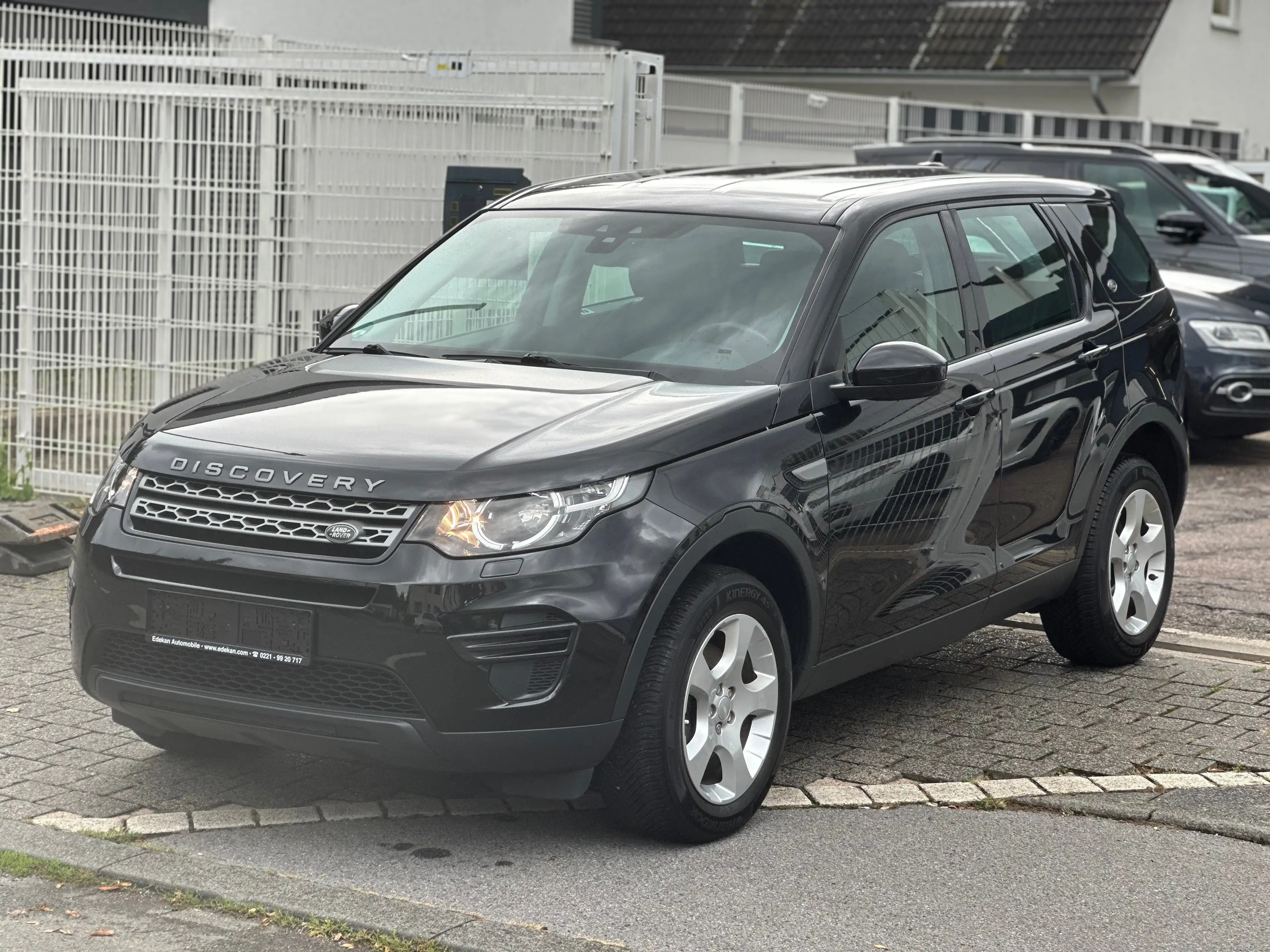 Land Rover Discovery Sport Pure TEILLEDER NAVI SITZHEIZUNG — photo 2