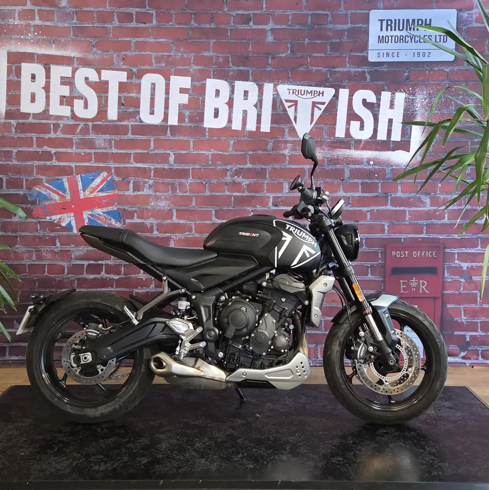 Triumph Trident 660