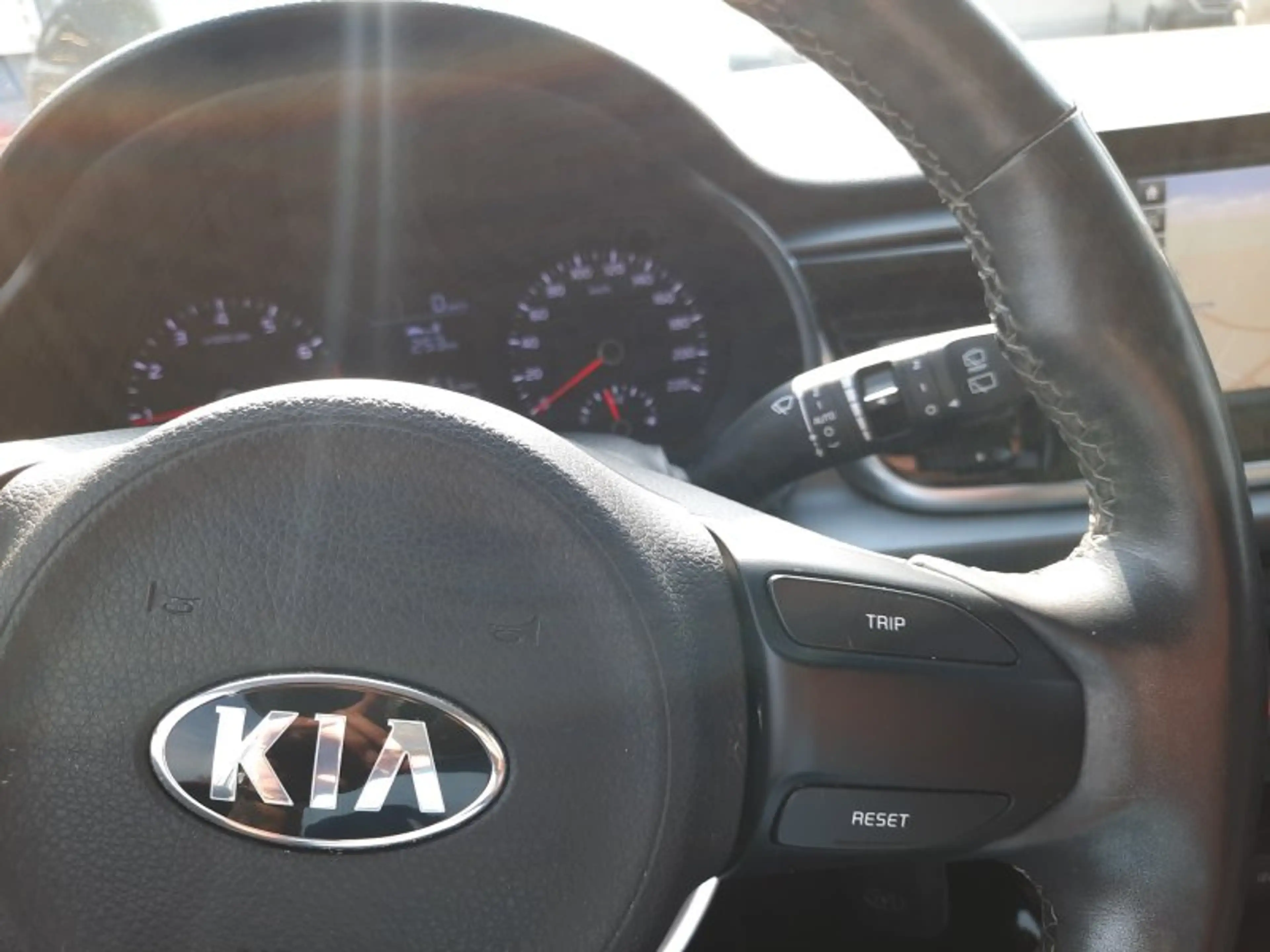 Kia Rio 1.2 Dream Team 1.2 EU6d-T Navi/Kamera/Klimaauto/DA — photo 18