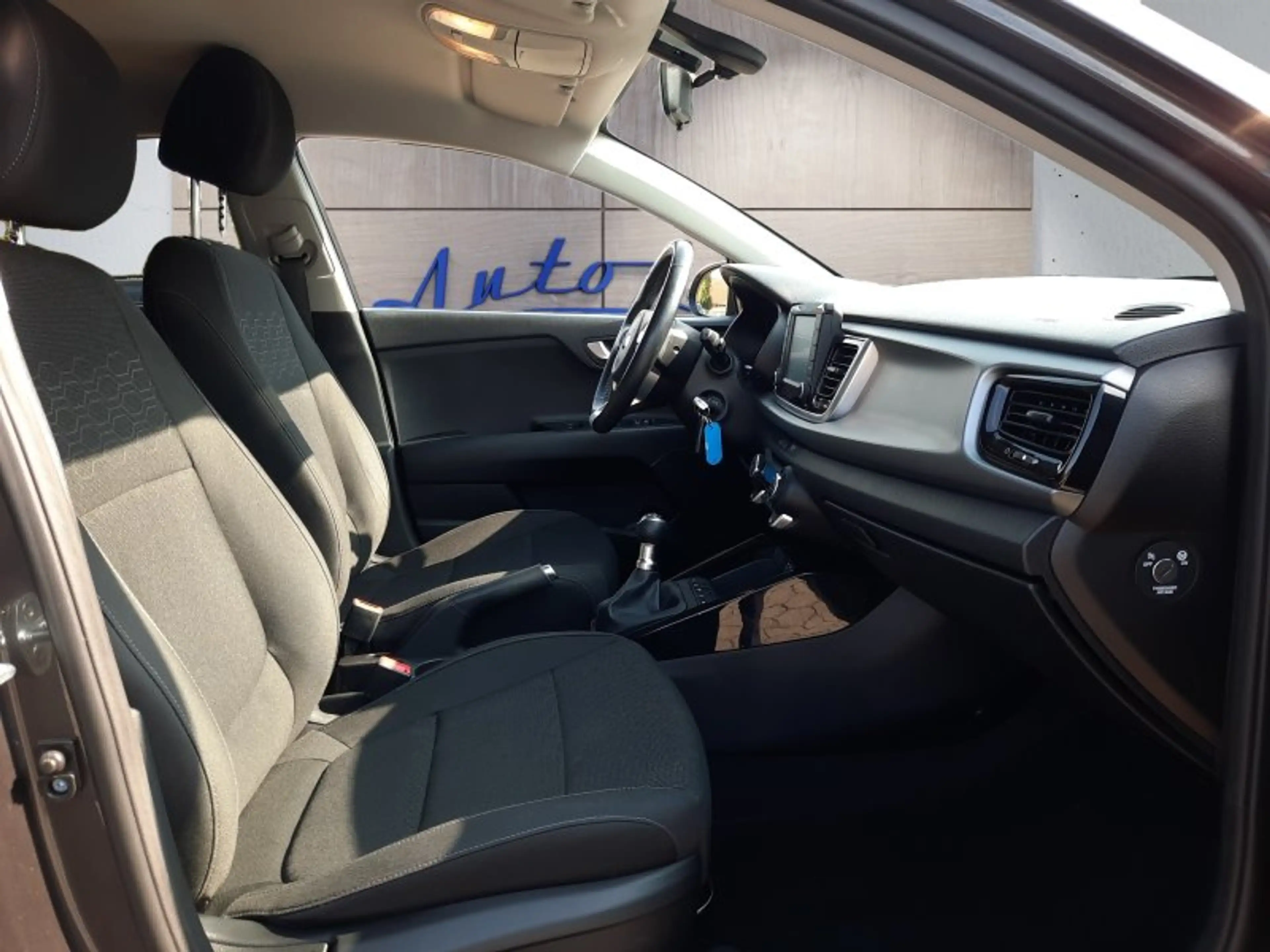 Kia Rio 1.2 Dream Team 1.2 EU6d-T Navi/Kamera/Klimaauto/DA — photo 15
