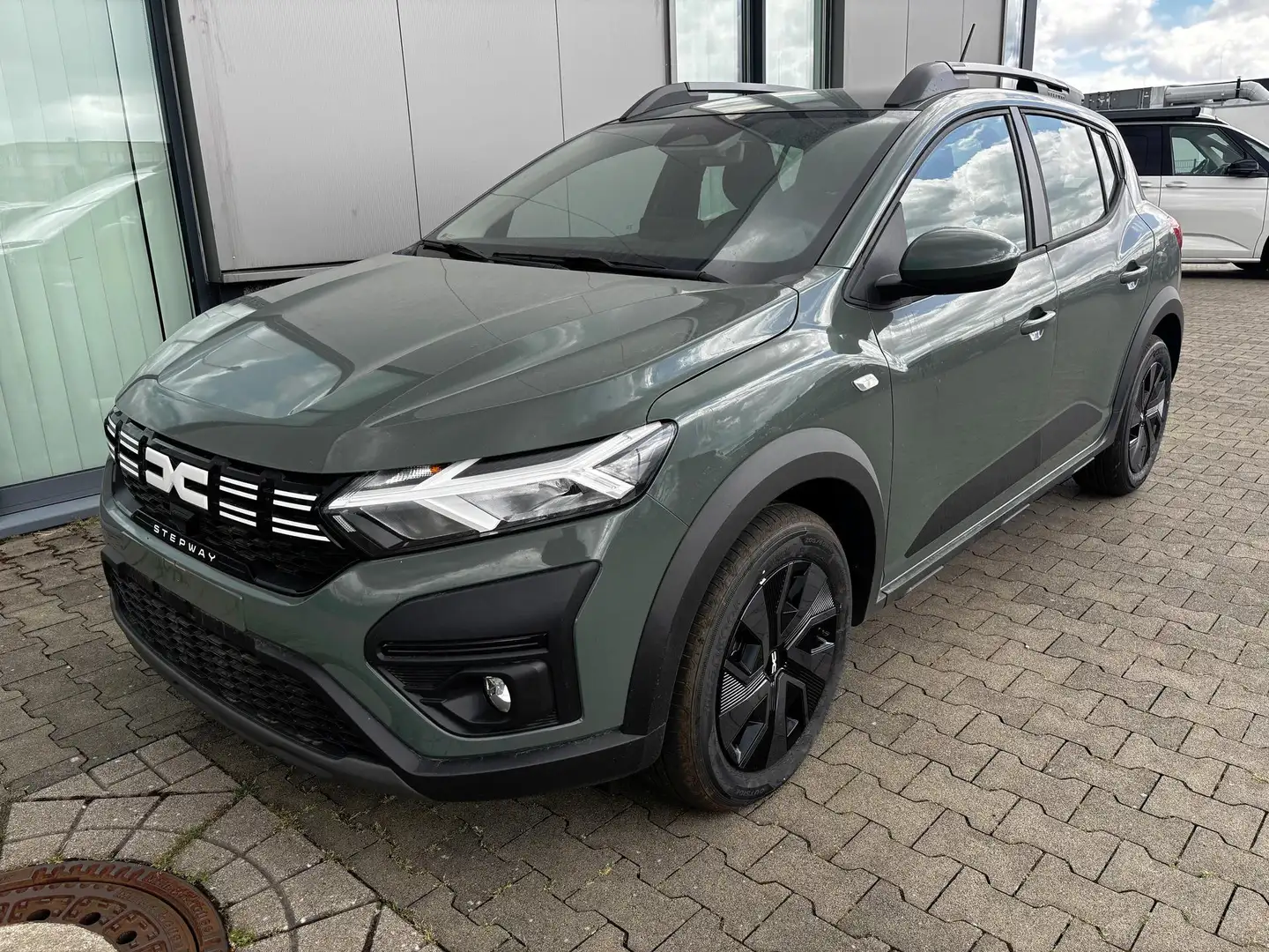 Dacia Sandero Stepway Expression 1.0 ECO-G100 LPG-GASANLAGE/B... Verde - 1