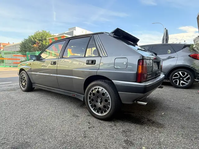 Lancia Delta TURBO INTEGRALE 16V