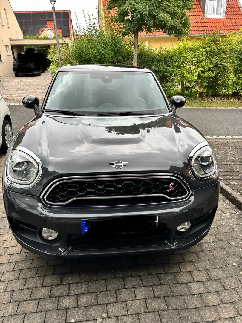 MINI Cooper SD Countryman Cooper SD Šedá - 1