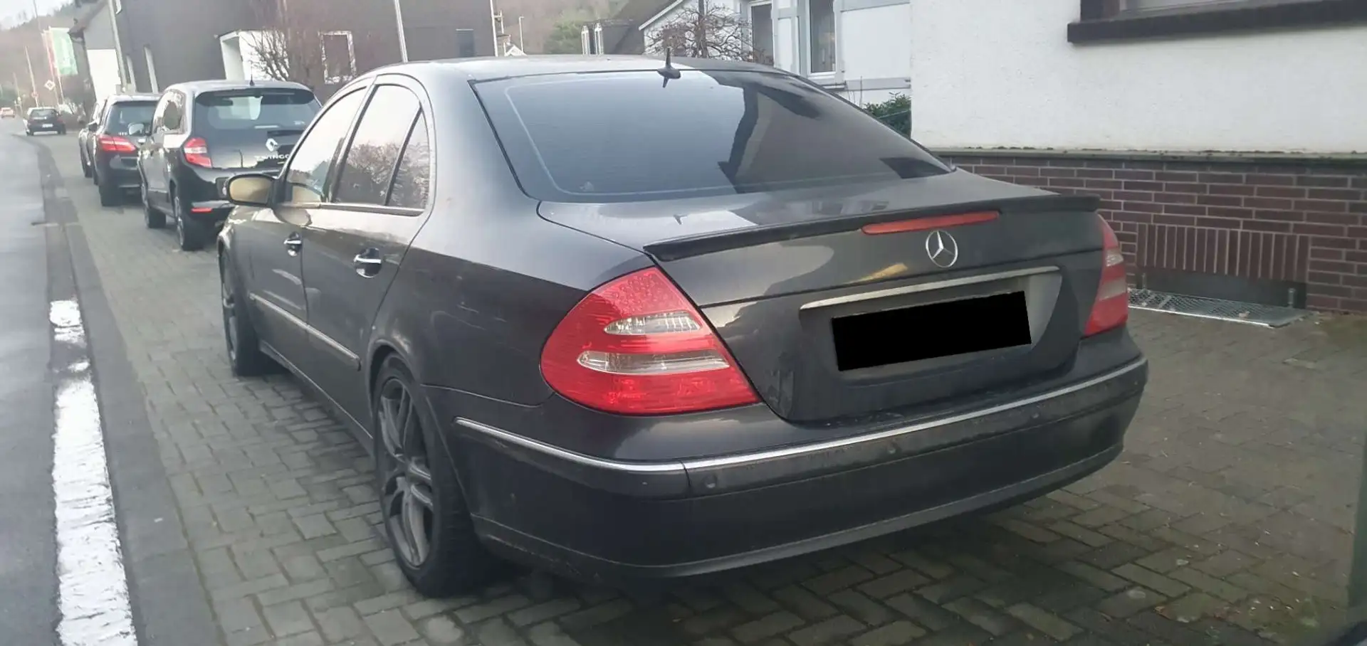Mercedes-Benz E 270 CDI Avantgarde - 1