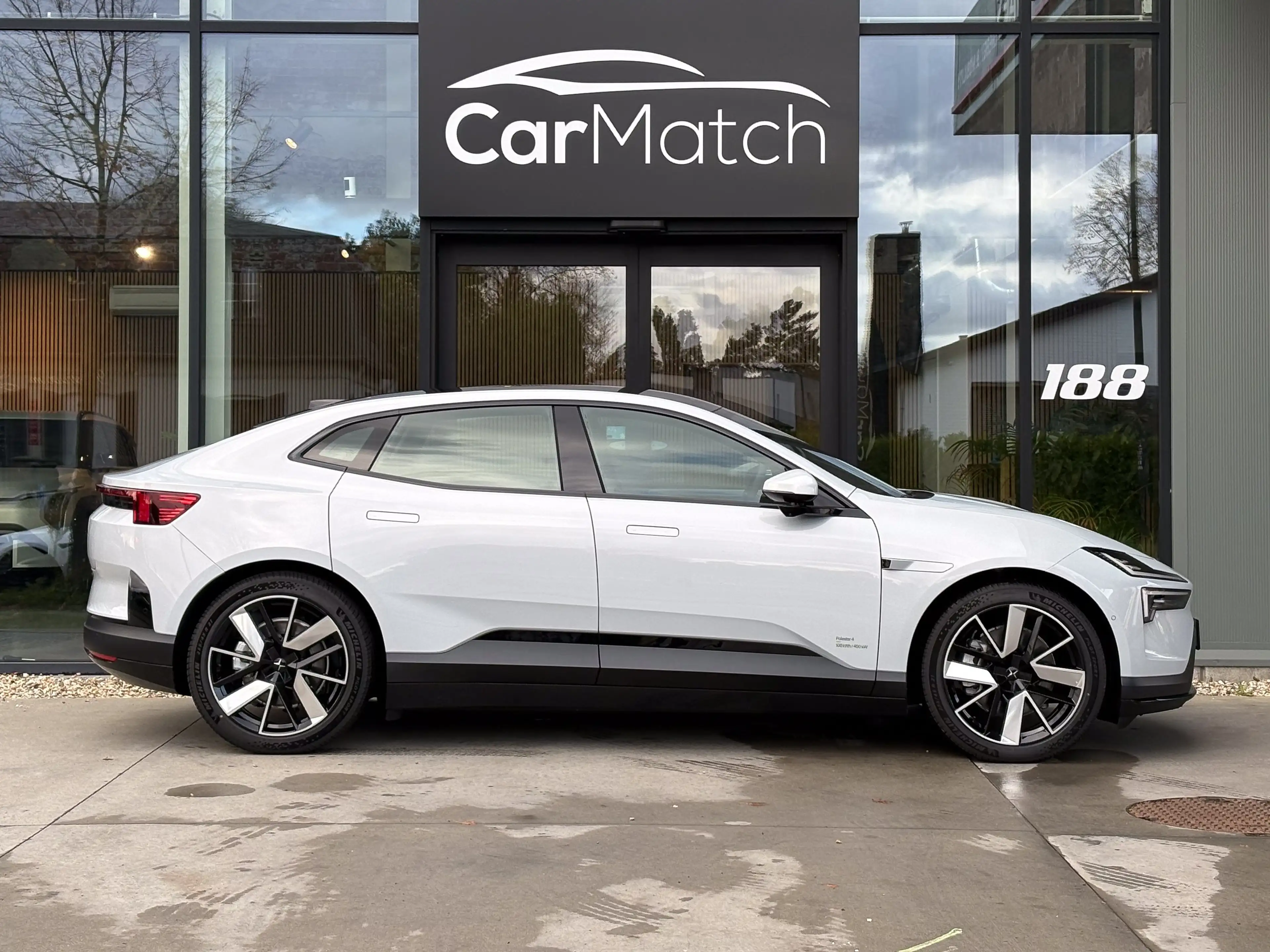 Polestar 4 Long Range Dual Motor - Plus | Pilot | 21" — photo 4