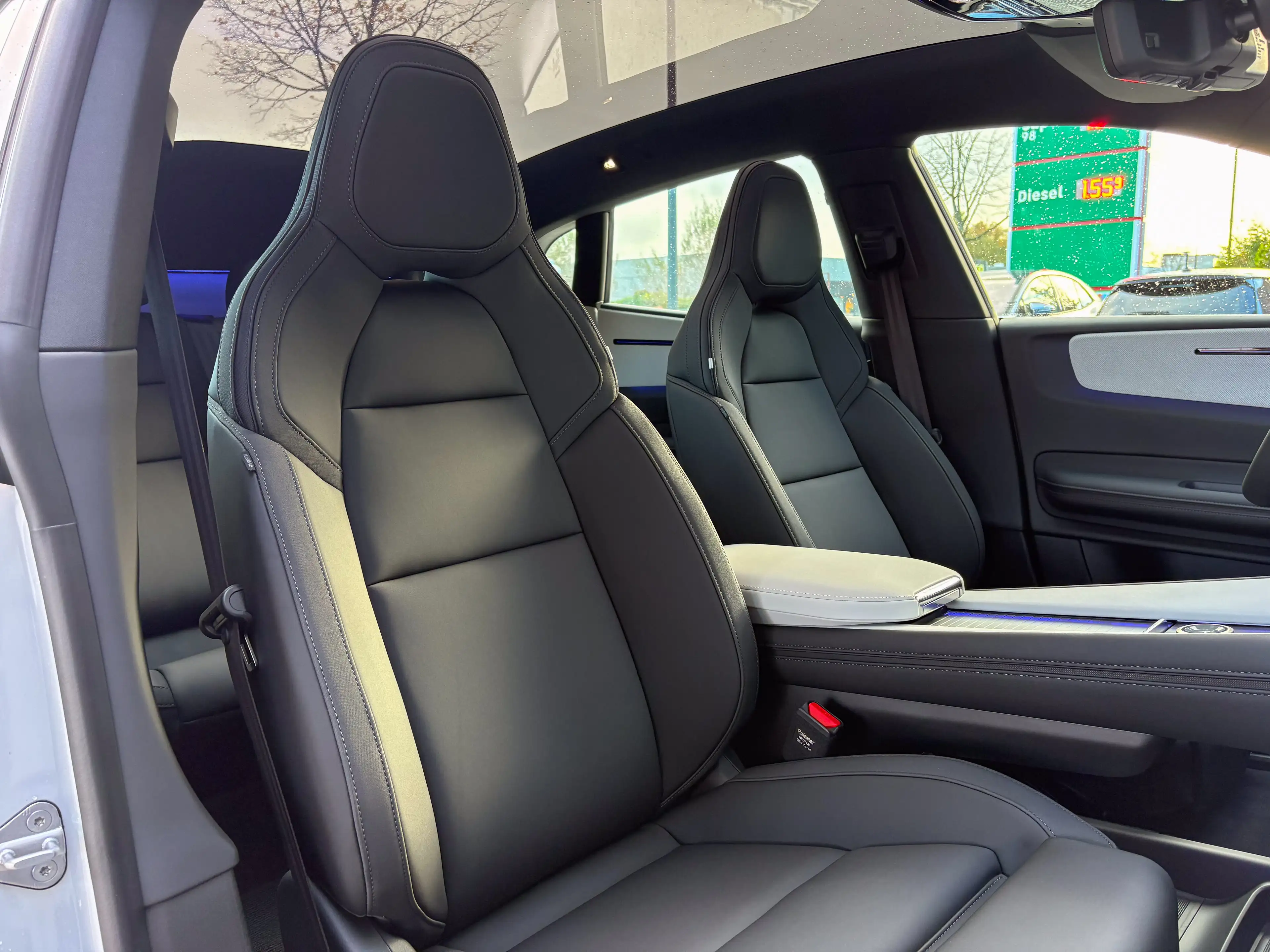 Polestar 4 Long Range Dual Motor - Plus | Pilot | 21" — photo 10