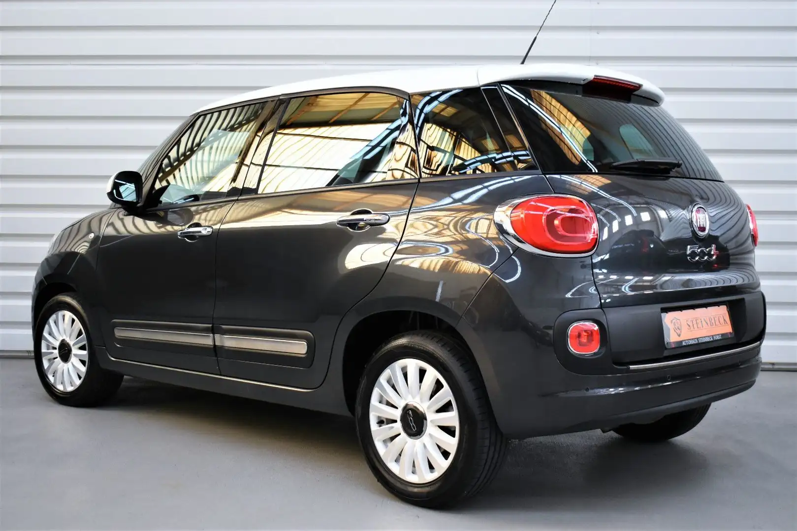 Fiat 500L MYSTYLE + PDC+ Tempomat+ Alu+ Klima Schwarz - 2