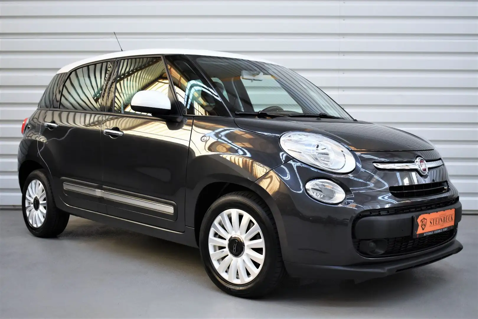 Fiat 500L MYSTYLE + PDC+ Tempomat+ Alu+ Klima Schwarz - 1
