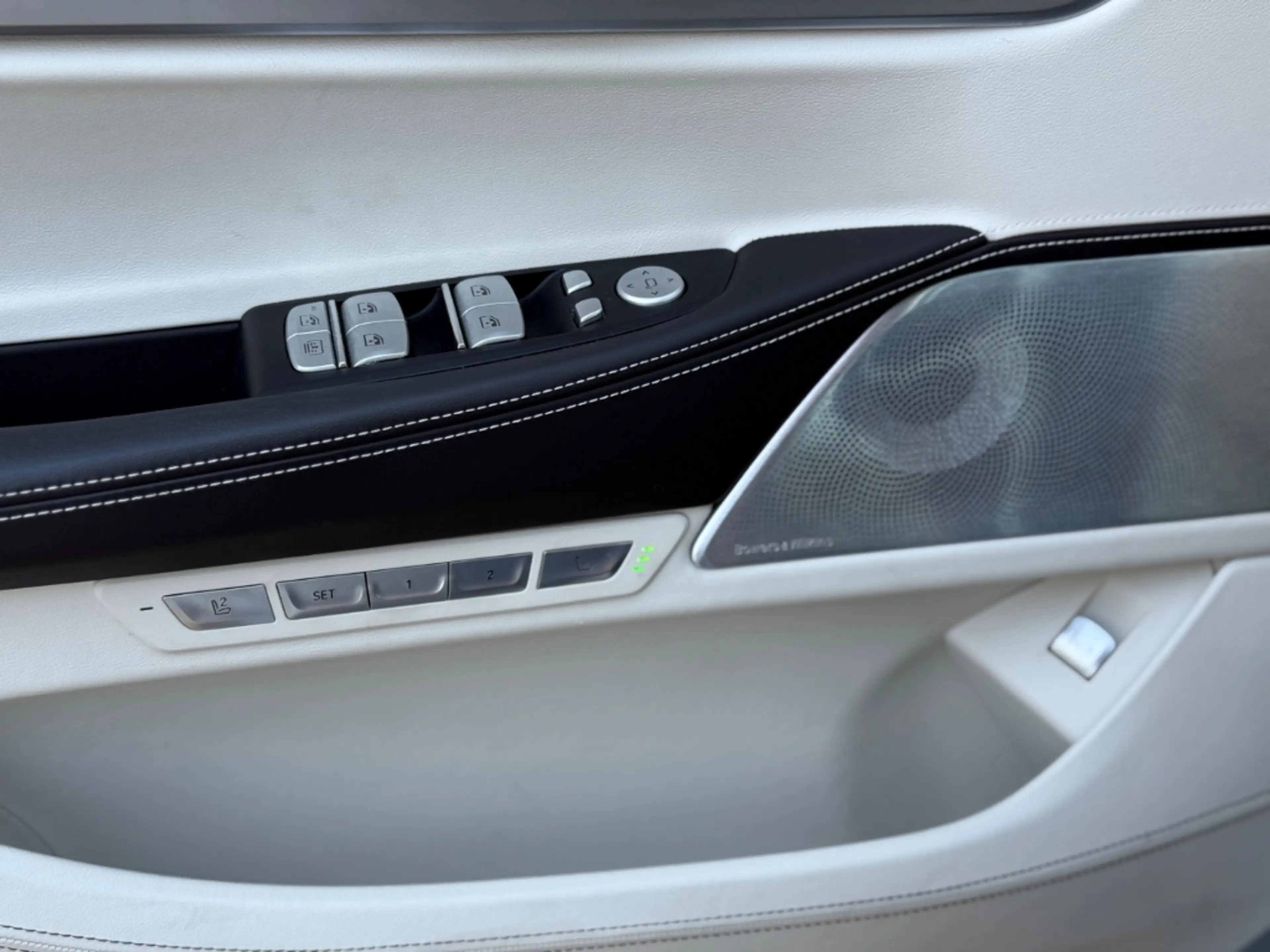 BMW 750 i xDrive M 40 Jahre Edition Standhzg. HeadUp Drive — photo 16