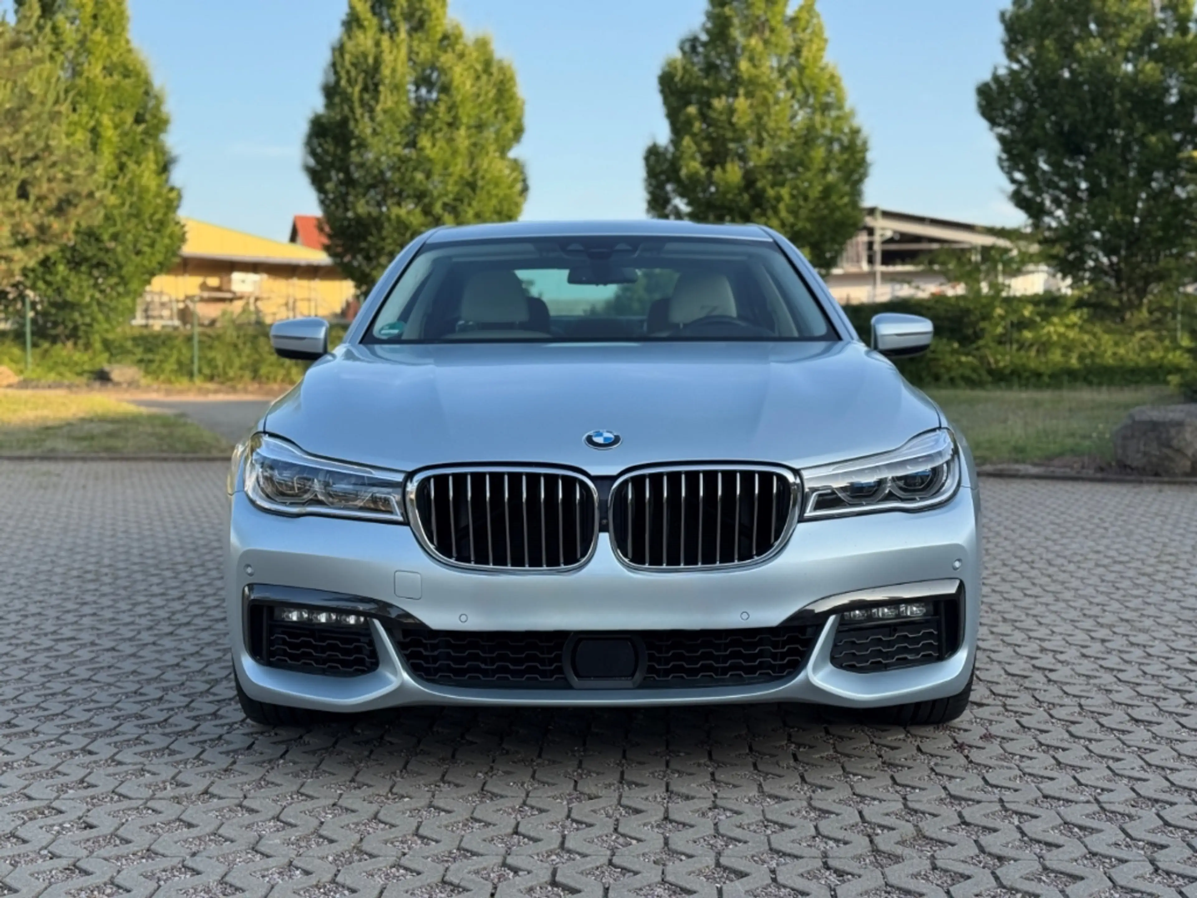 BMW 750 i xDrive M 40 Jahre Edition Standhzg. HeadUp Drive — photo 7