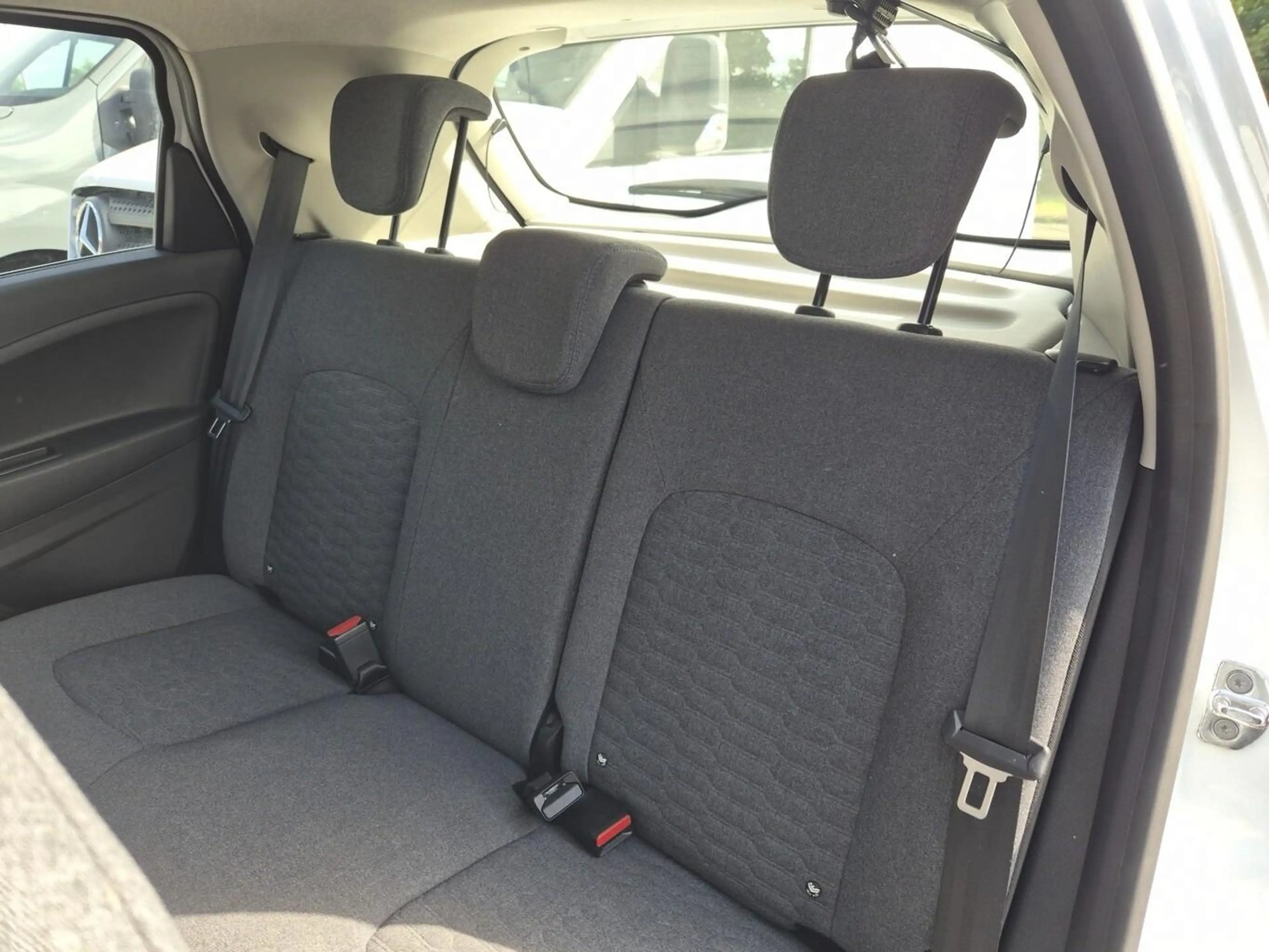 Renault ZOE ZE50 R110 Experience Kauf-Bat. LED Nav PDC — photo 9