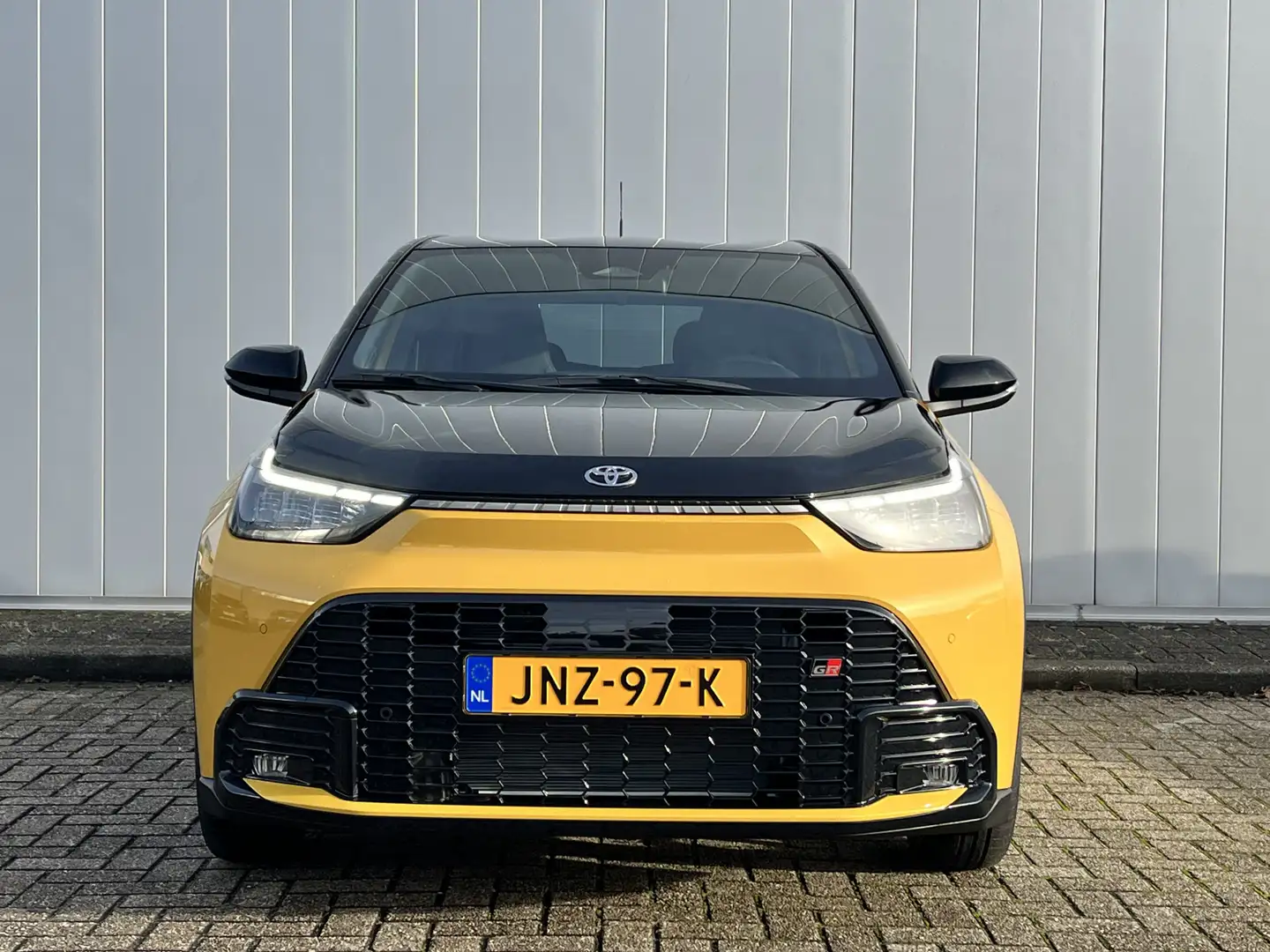 Toyota Aygo X Hybrid 115 GR Sport Demo NIEUW MODEL Jaune - 2