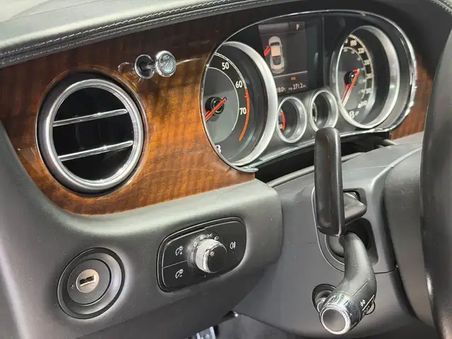 Bentley Continental Continental GT V8 Ansicht 18
