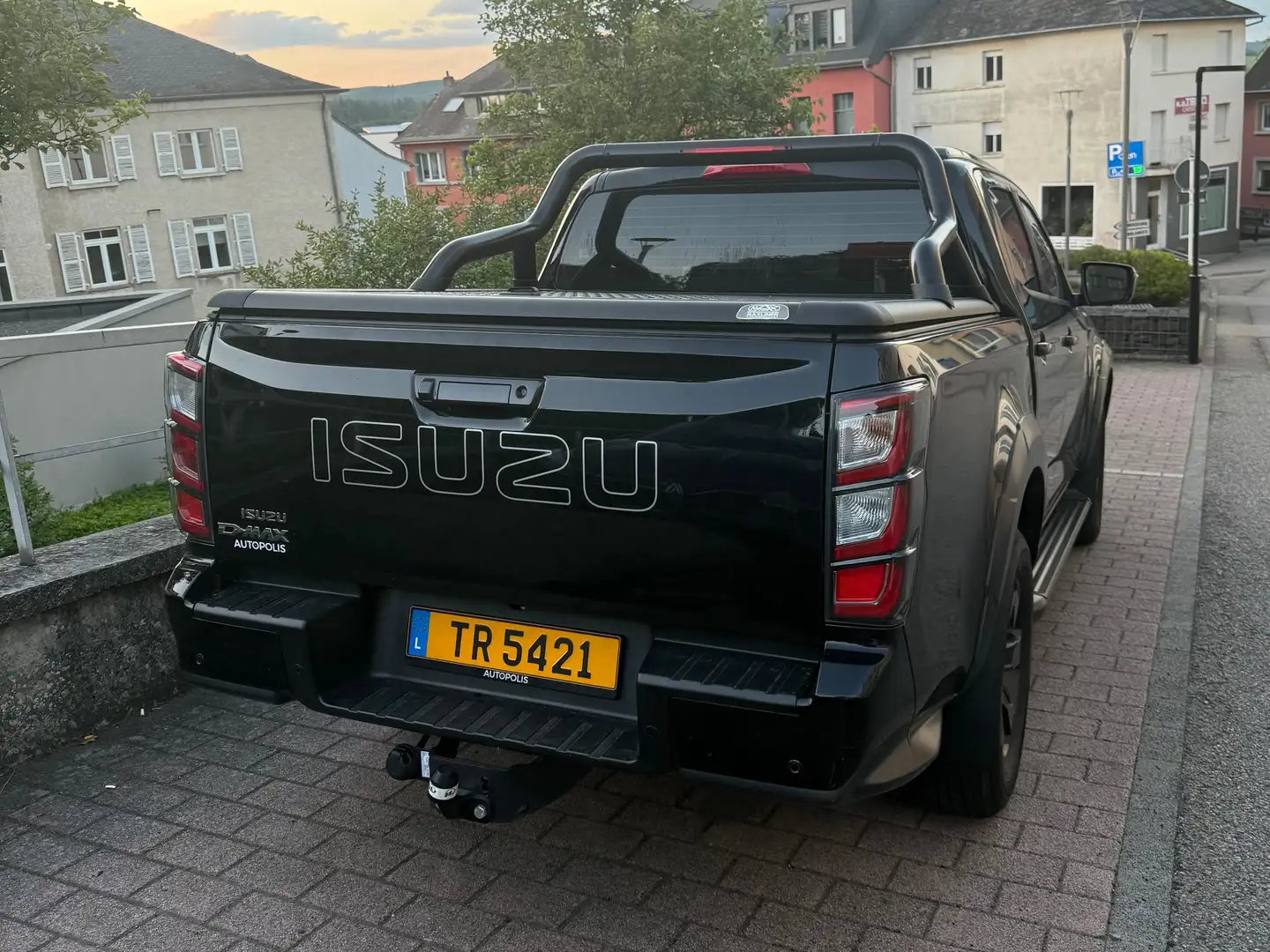 Isuzu D-Max Negru - 2