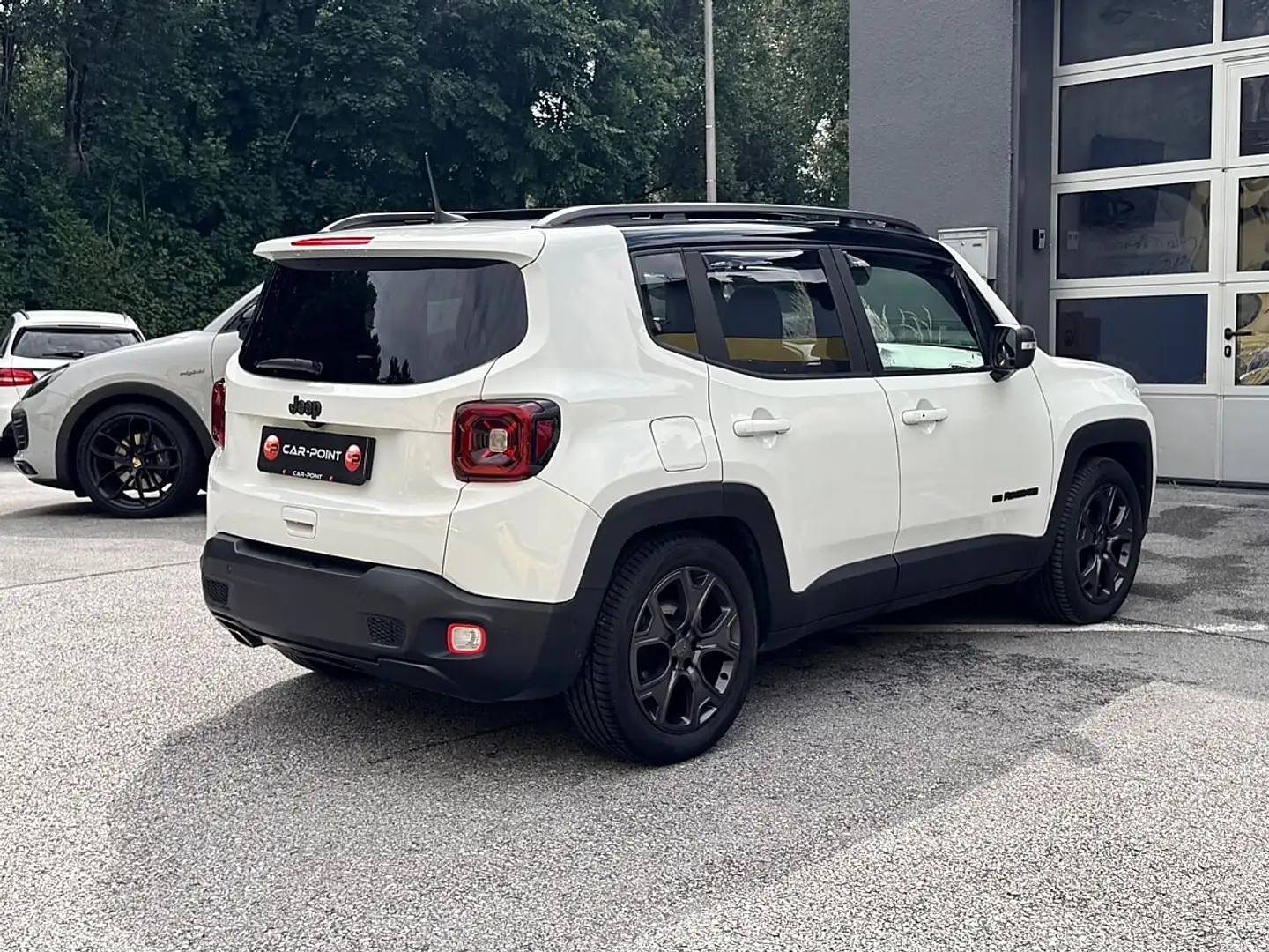 Jeep Renegade 1,6 MultiJet II FWD 6MT 130 80th Anniversary Weiß - 2