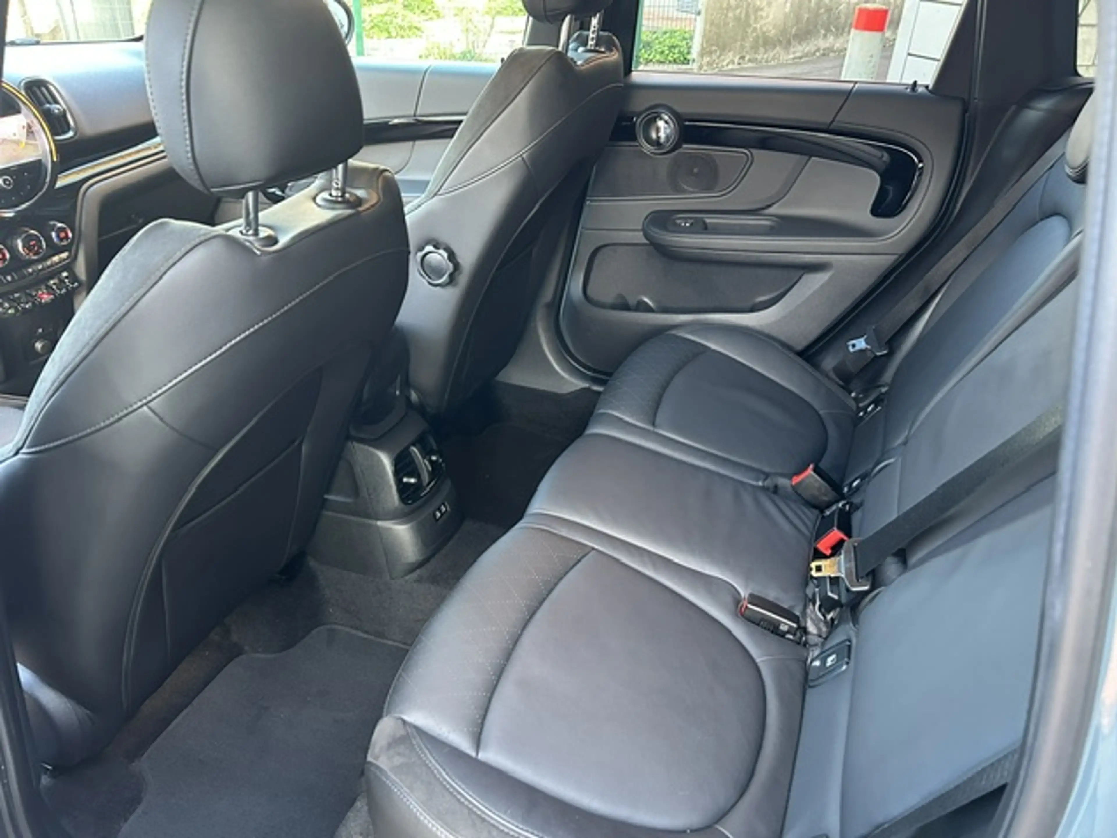 MINI Cooper Countryman Mini Countryman 1.5 Cooper ALL4 OPF (EU6d-TEMP) — photo 13