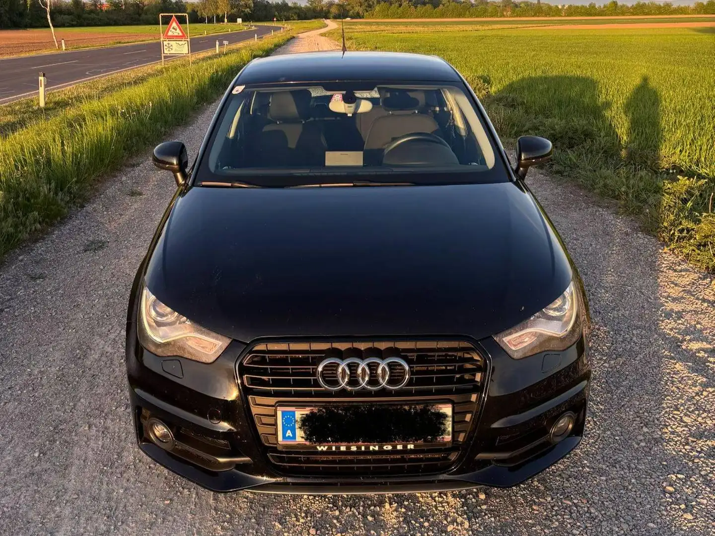 Audi A1 A1 SB 1,6 TDI admired admired Schwarz - 1