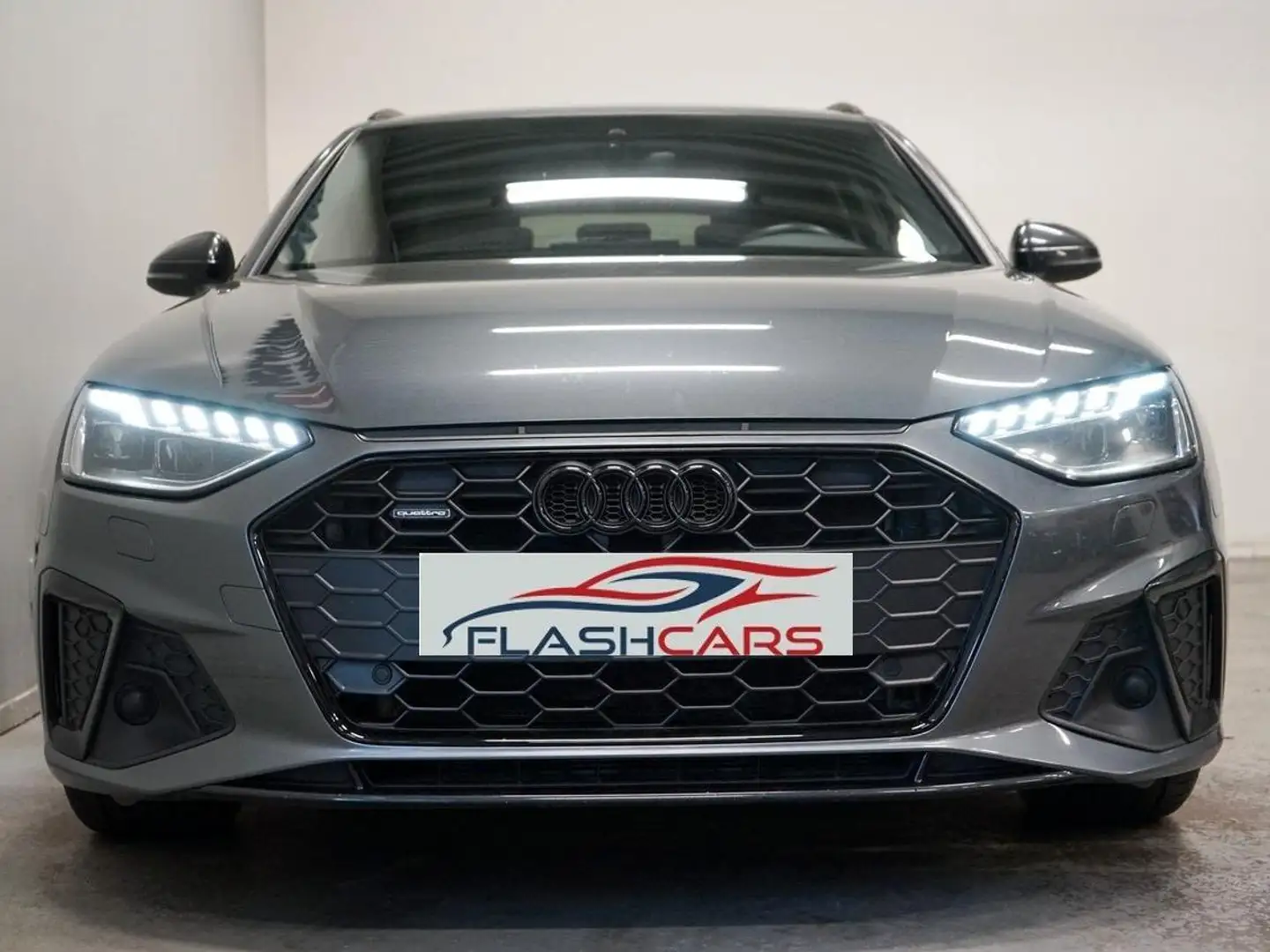 Audi A4 40 TDI quattro 3xS line Competition Plus STH, AHV Grau - 2