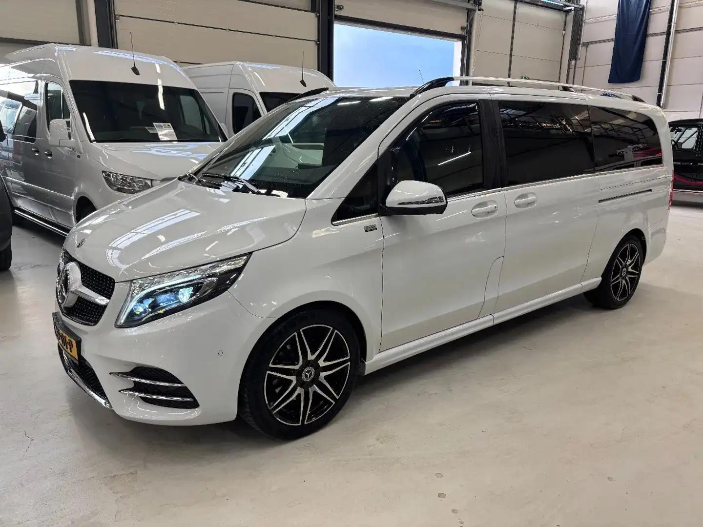 Mercedes-Benz V 300 300D Dubbelcabine Automaat EURO 6 Koelkast Electri Wit - 2