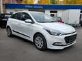 Hyundai i20 i20 1.4 Automatik Trend 1.Hand gepflegt Blanc - thumbnail 1