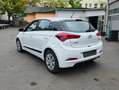 Hyundai i20 i20 1.4 Automatik Trend 1.Hand gepflegt Blanc - thumbnail 2