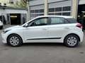 Hyundai i20 i20 1.4 Automatik Trend 1.Hand gepflegt Blanc - thumbnail 4