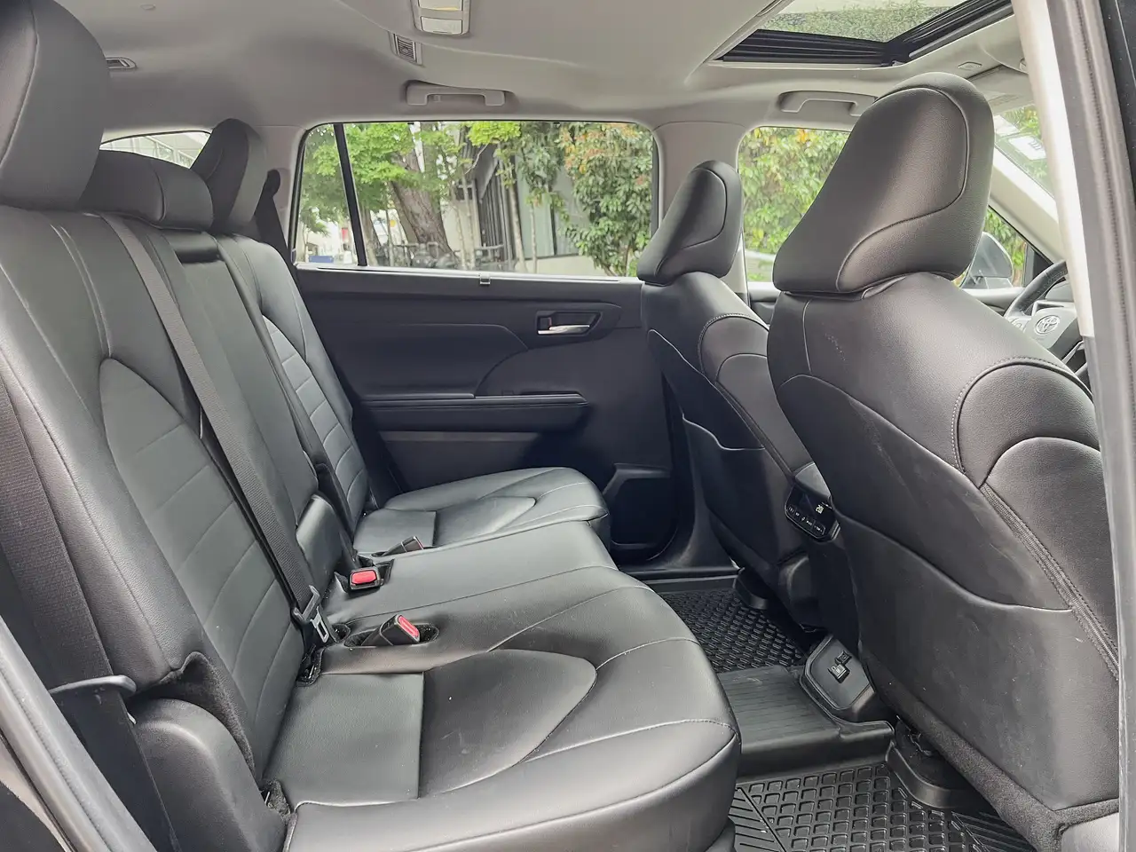 Toyota Highlander photo Toyota Highlander