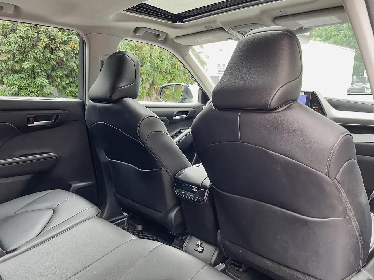Toyota Highlander photo Toyota Highlander