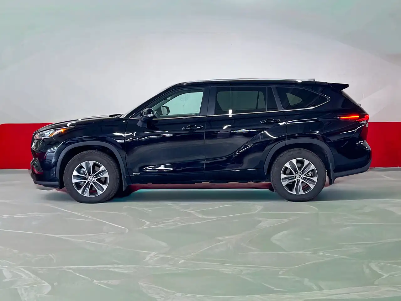 Toyota Highlander photo Toyota Highlander