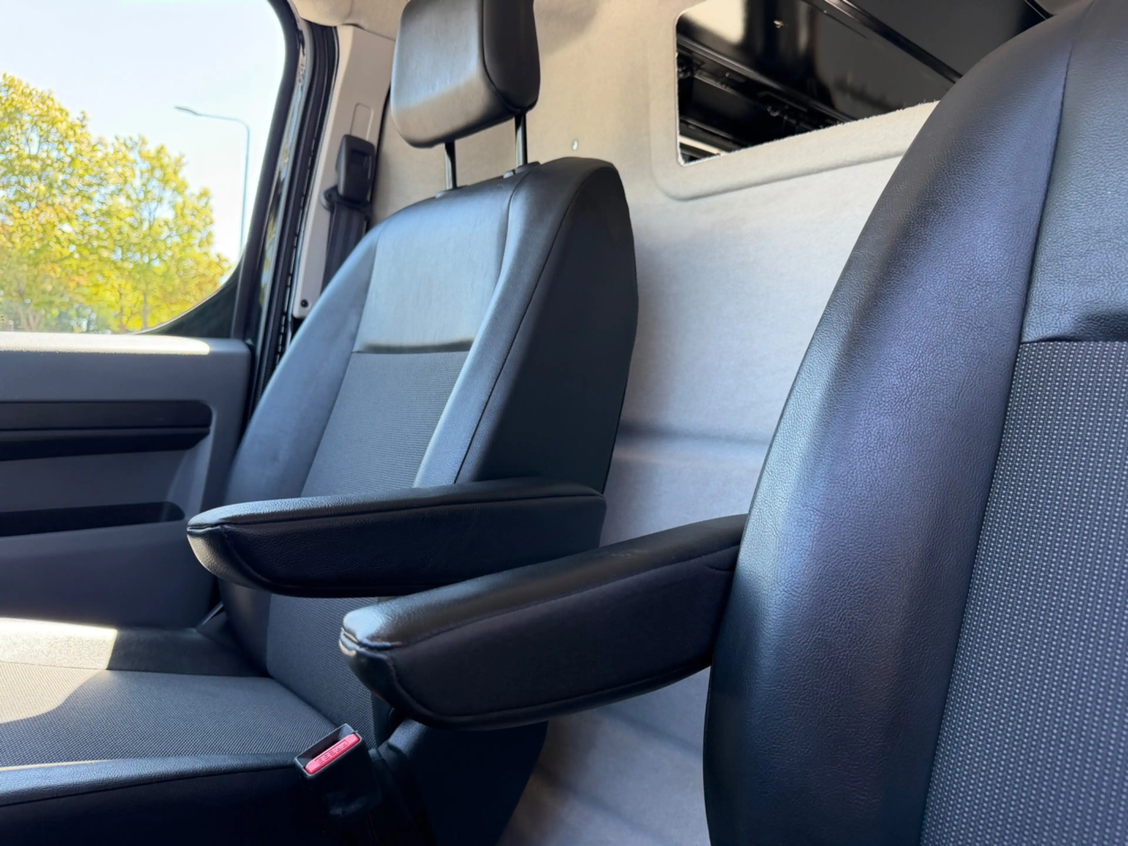 Citroen Jumpy 2.0 BlueHDI 180pk automaat XL Club, CarPlay, HUD, — photo 34