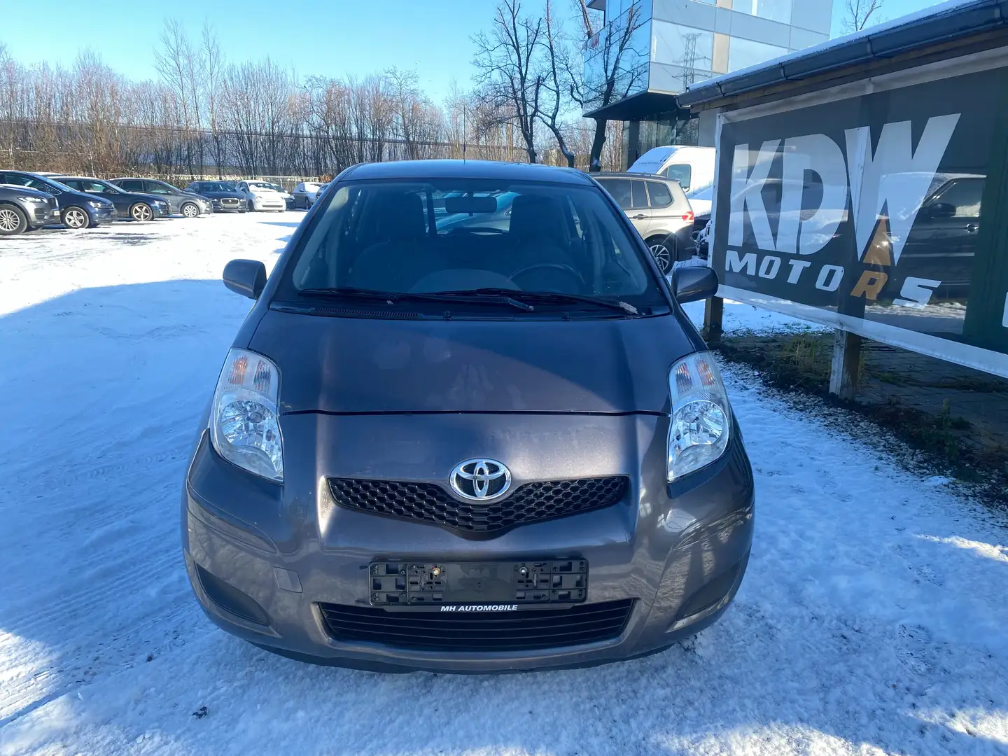 Toyota Yaris Yaris 1.33 VVT-i Cool Grau - 2