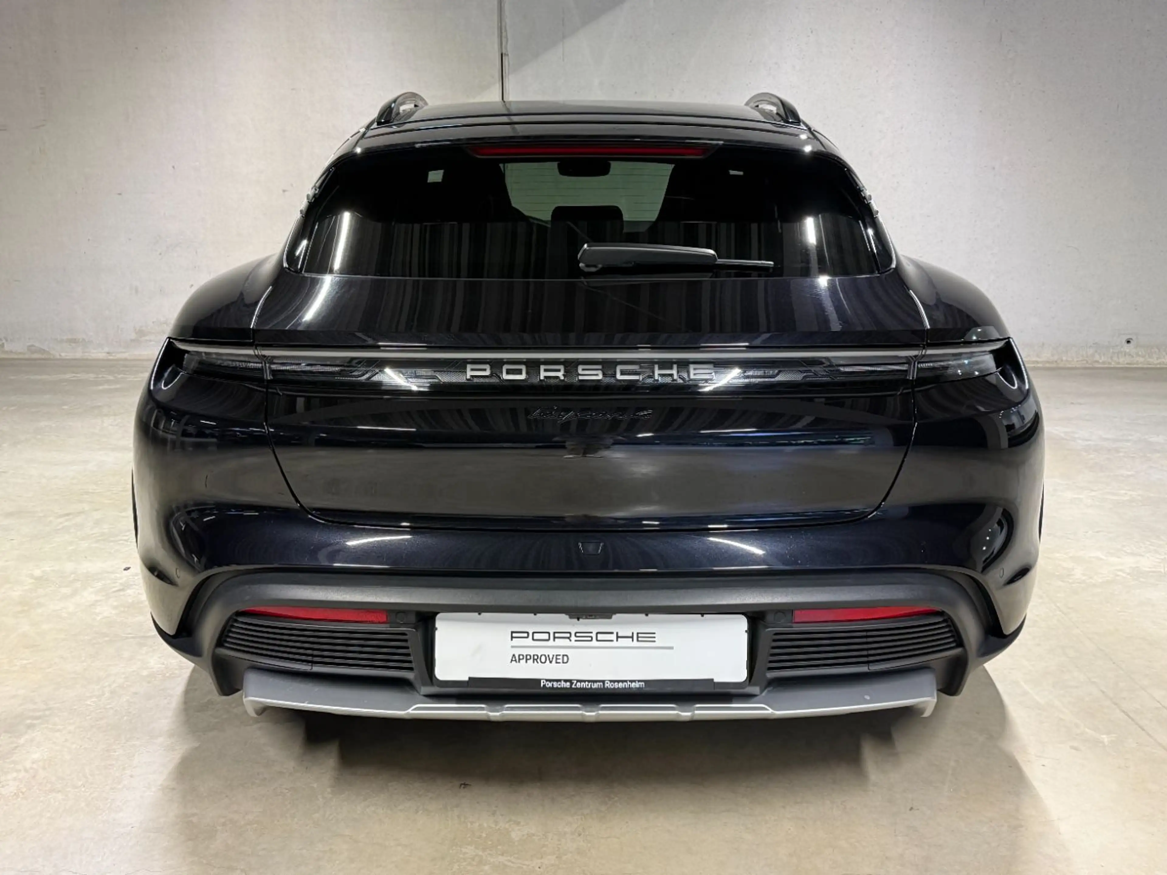 Porsche Taycan 4 Cross Turismo | BOSE | Surround View | — photo 5