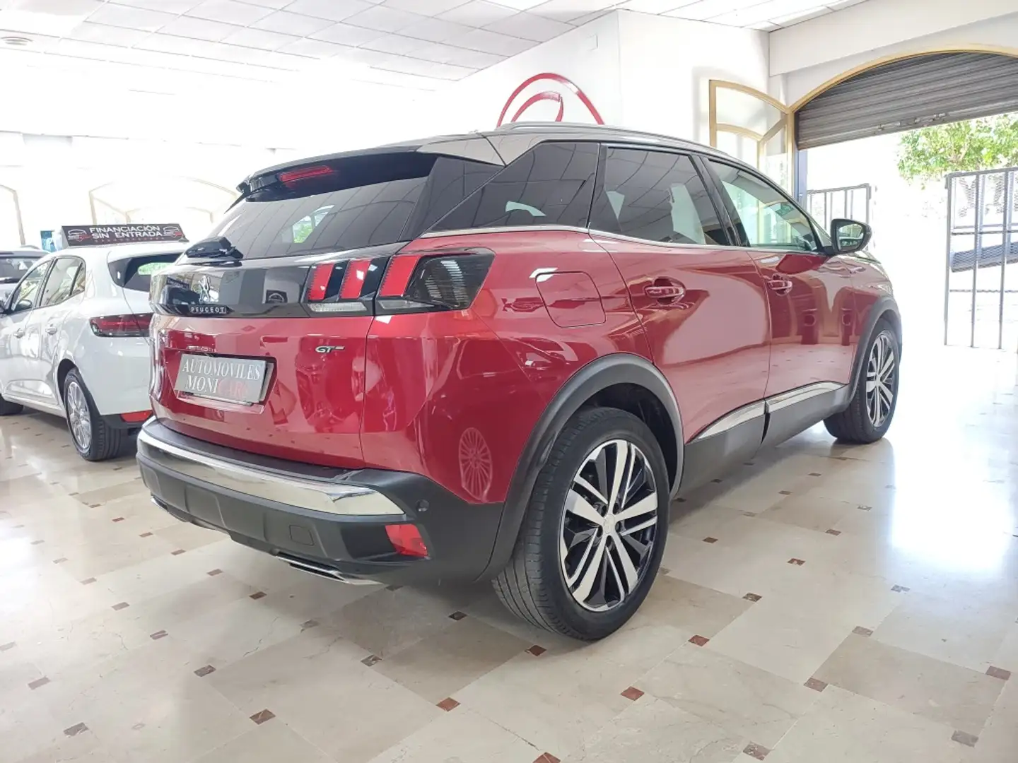 Peugeot 3008 2.0BlueHDi GT S&S EAT8 180 Rouge - 2